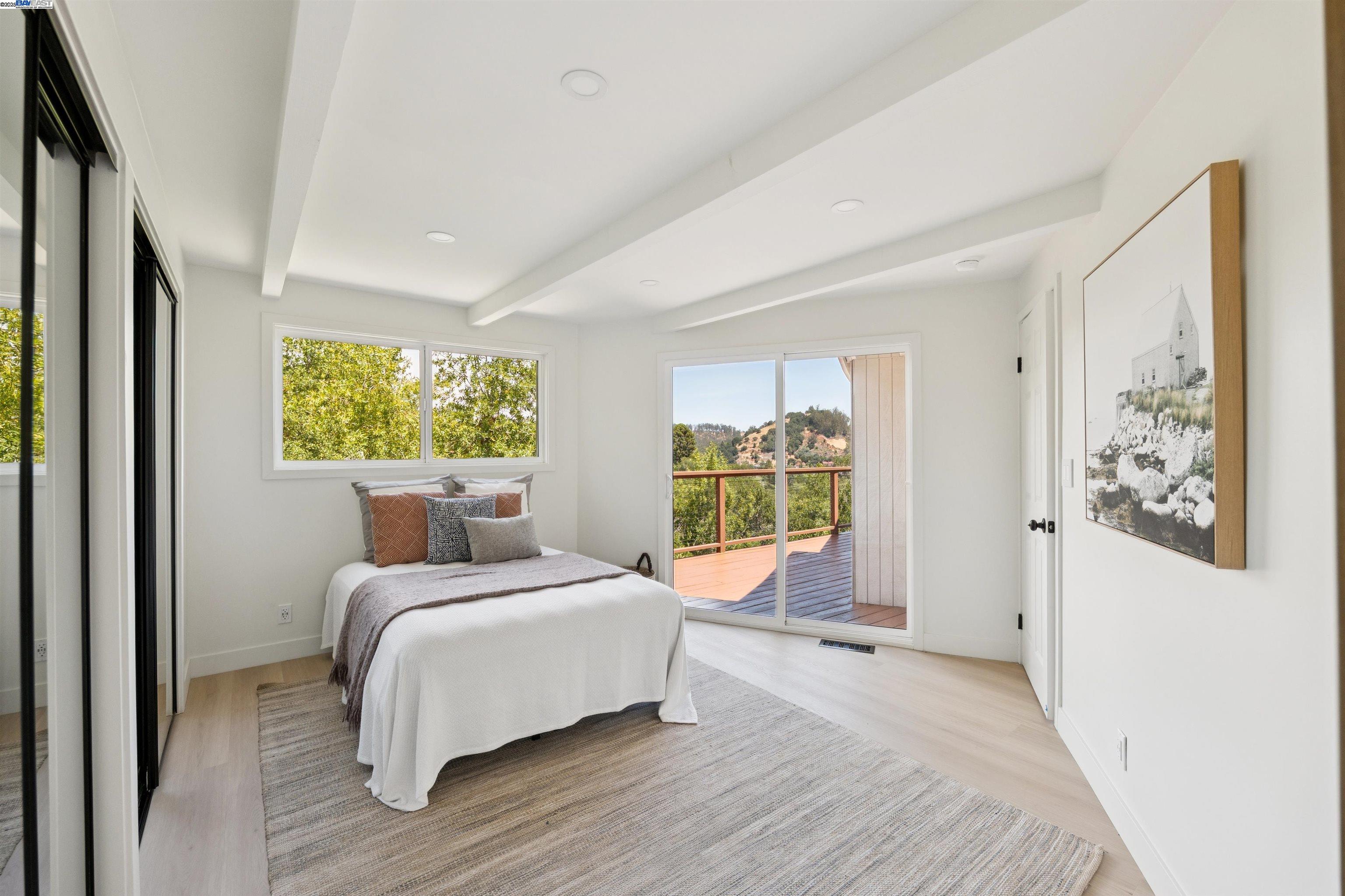 Detail Gallery Image 18 of 37 For 723 Redwood Rd, San Anselmo,  CA 94960 - 2 Beds | 1 Baths
