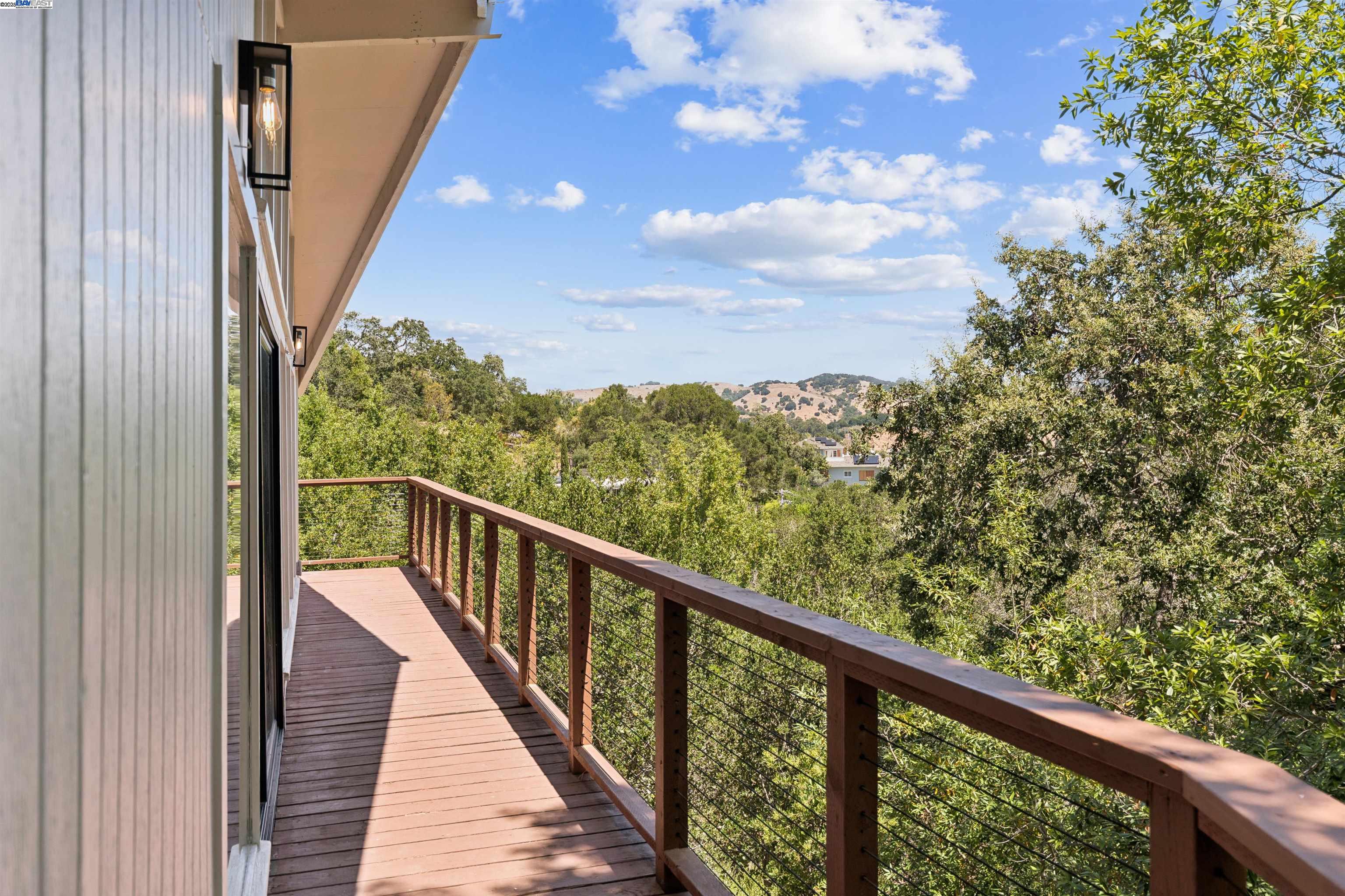 Detail Gallery Image 24 of 37 For 723 Redwood Rd, San Anselmo,  CA 94960 - 2 Beds | 1 Baths