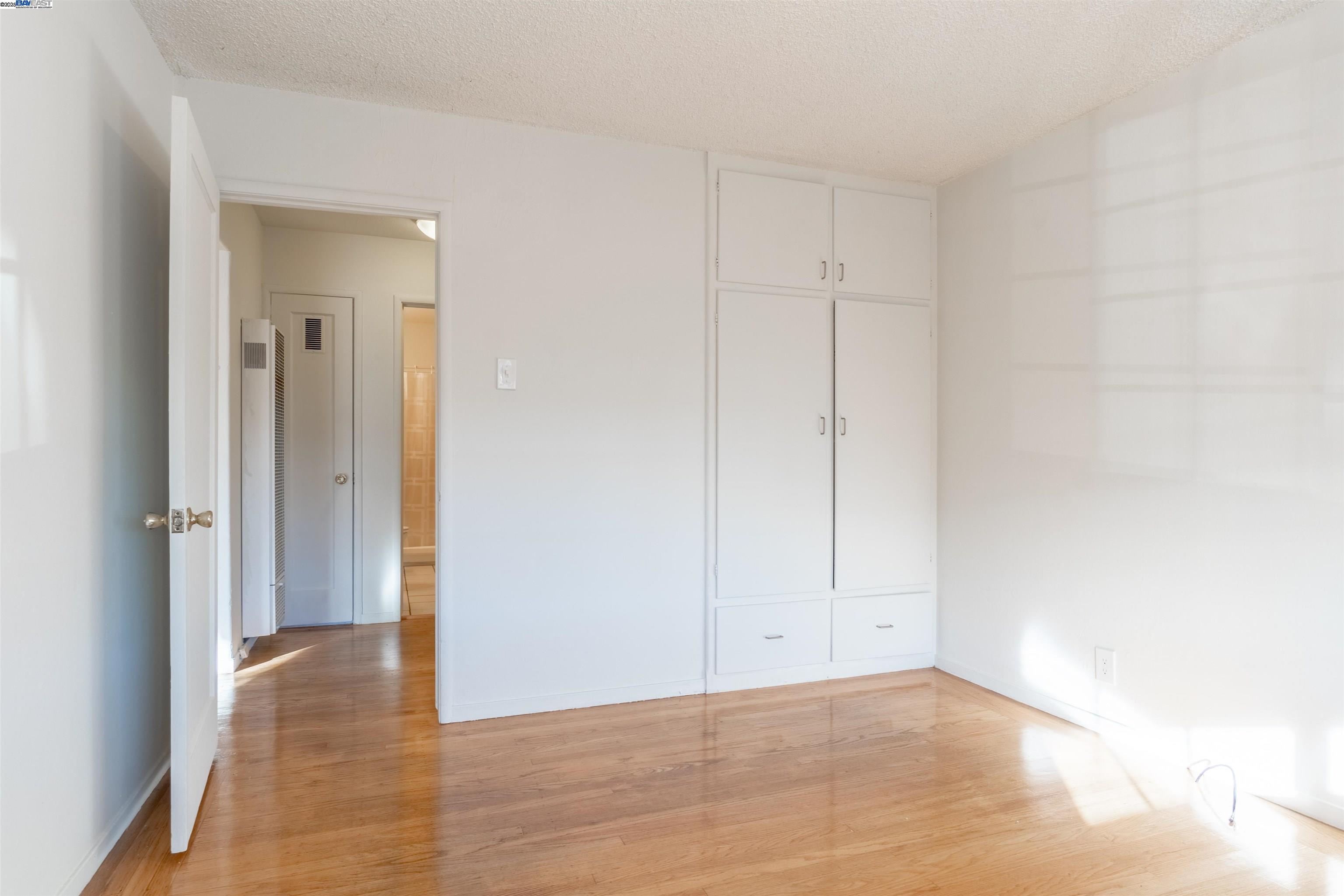 Detail Gallery Image 14 of 32 For 14466 Acacia St, San Leandro,  CA 94579 - 4 Beds | 2 Baths