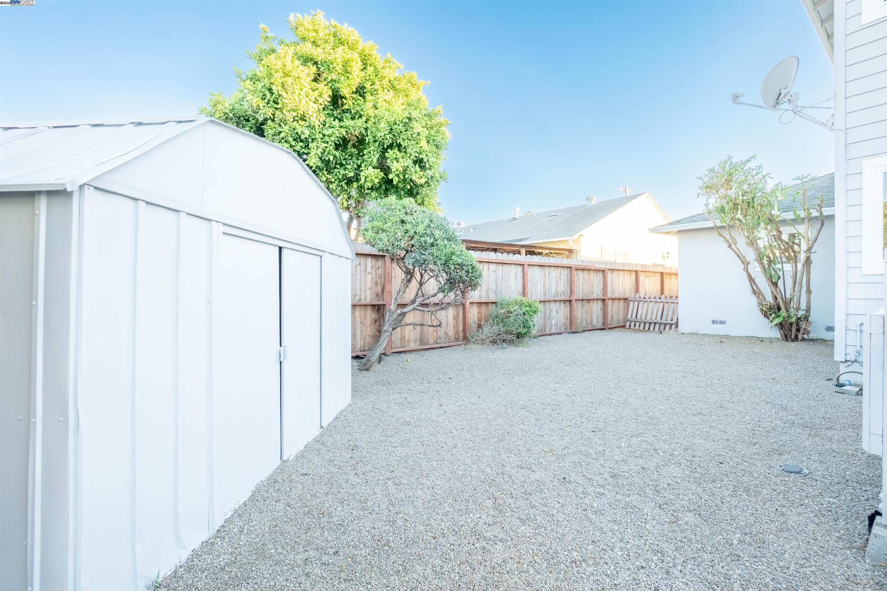 Detail Gallery Image 29 of 32 For 14466 Acacia St, San Leandro,  CA 94579 - 4 Beds | 2 Baths