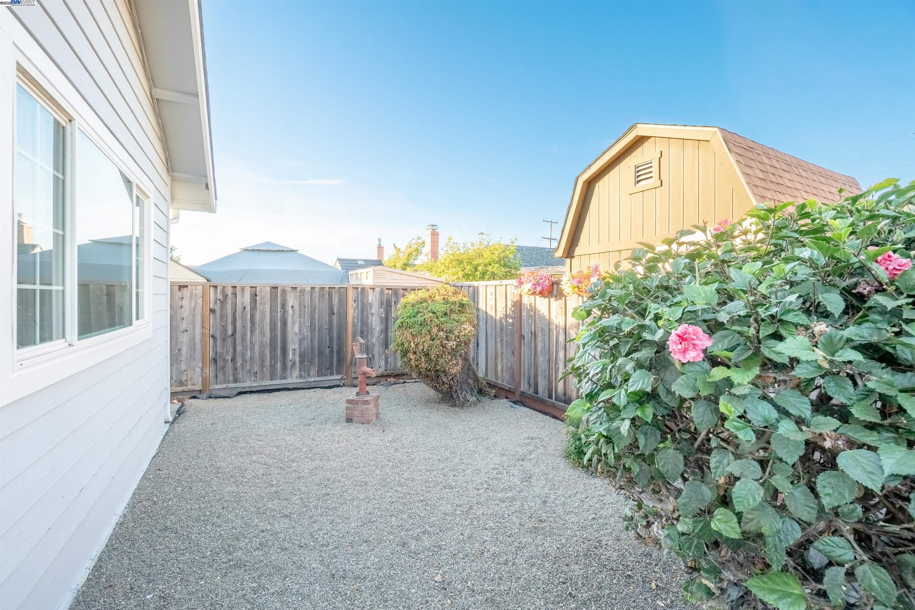 Detail Gallery Image 32 of 32 For 14466 Acacia St, San Leandro,  CA 94579 - 4 Beds | 2 Baths