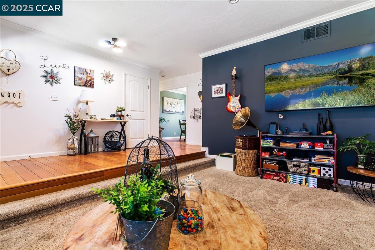 Detail Gallery Image 7 of 30 For 1734 Cape Ct, Walnut Creek,  CA 94598 - 3 Beds | 2 Baths