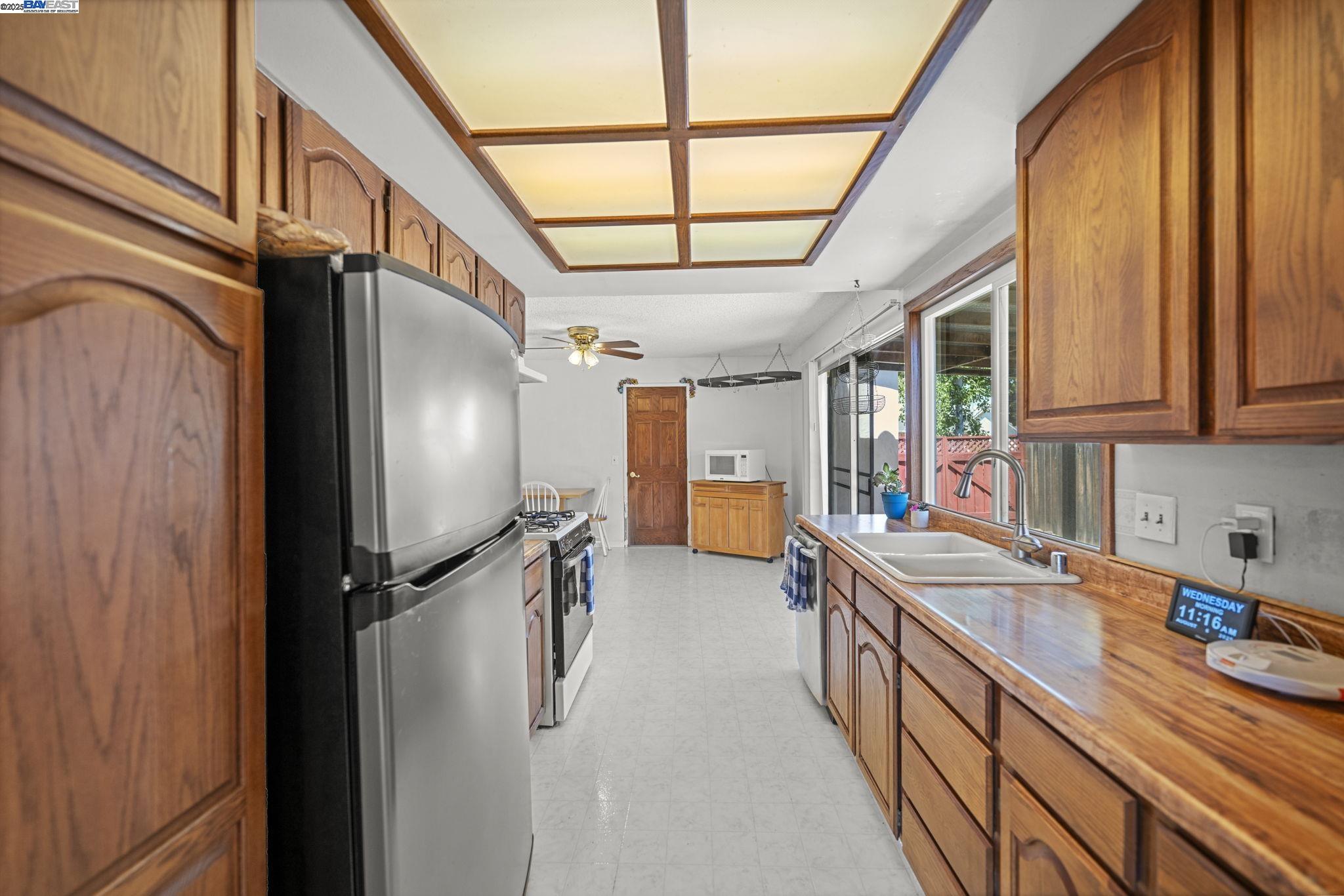 Detail Gallery Image 22 of 49 For 676 Colusa Way, Livermore,  CA 94551 - 3 Beds | 2 Baths