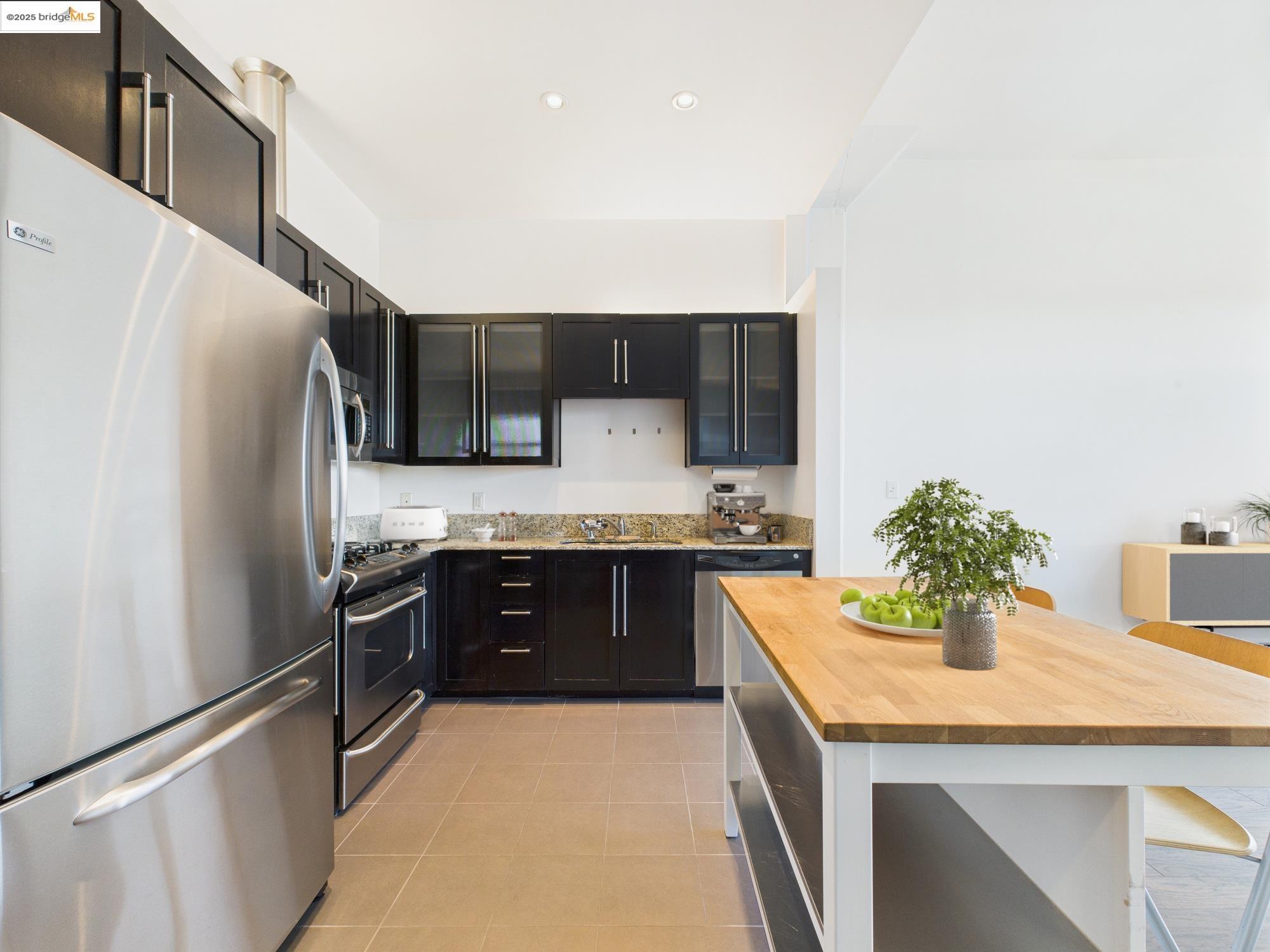 Photo #4: 41107439 Listing 