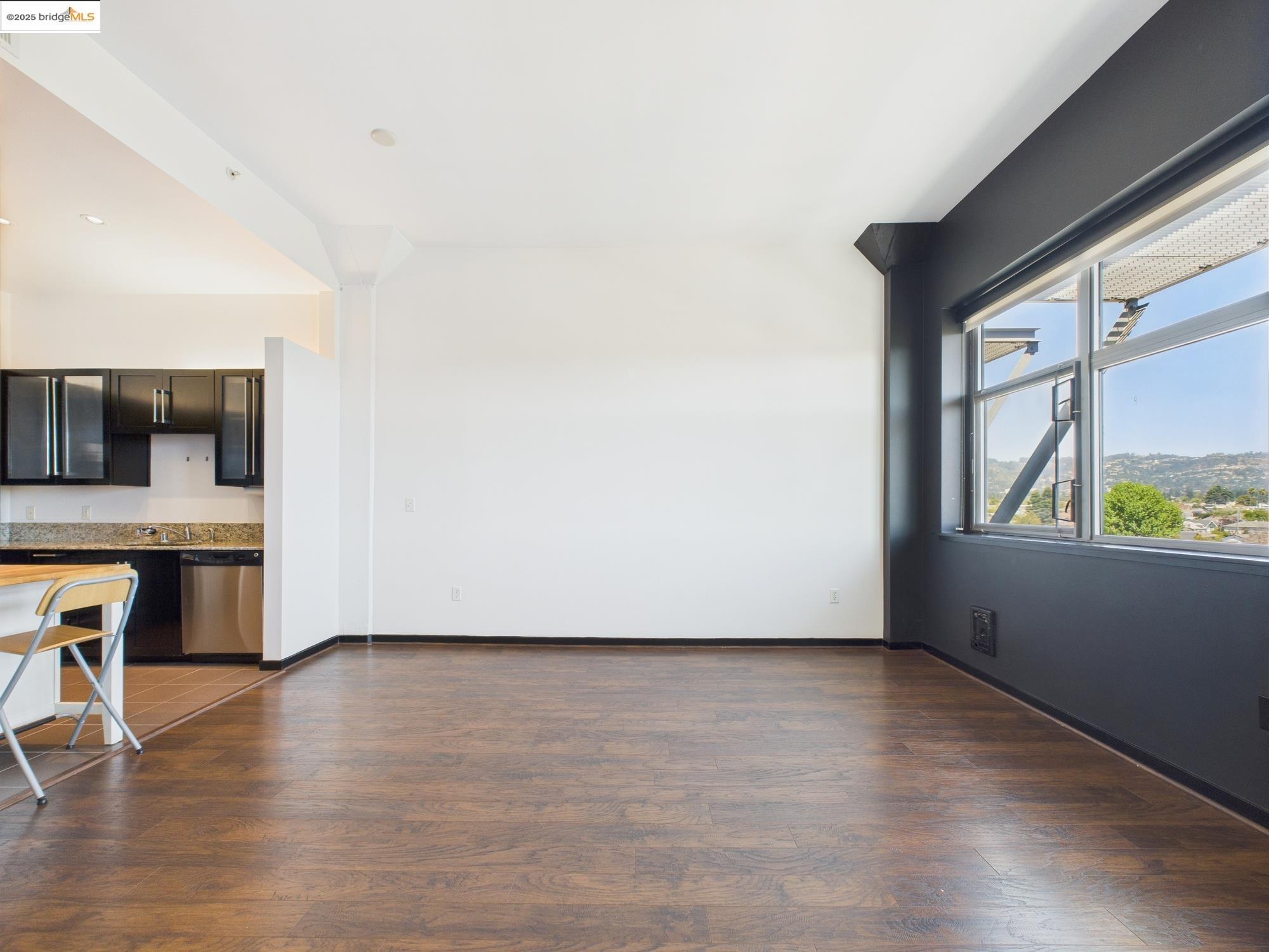 Photo #32: 41107439 Listing: Photo #32