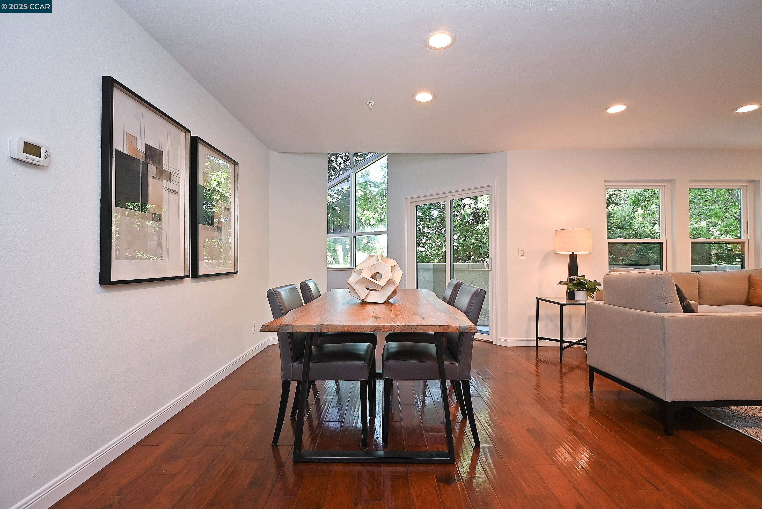 Detail Gallery Image 11 of 39 For 3279 Mt Diablo Court #13,  Lafayette,  CA 94549 - 3 Beds | 3/1 Baths
