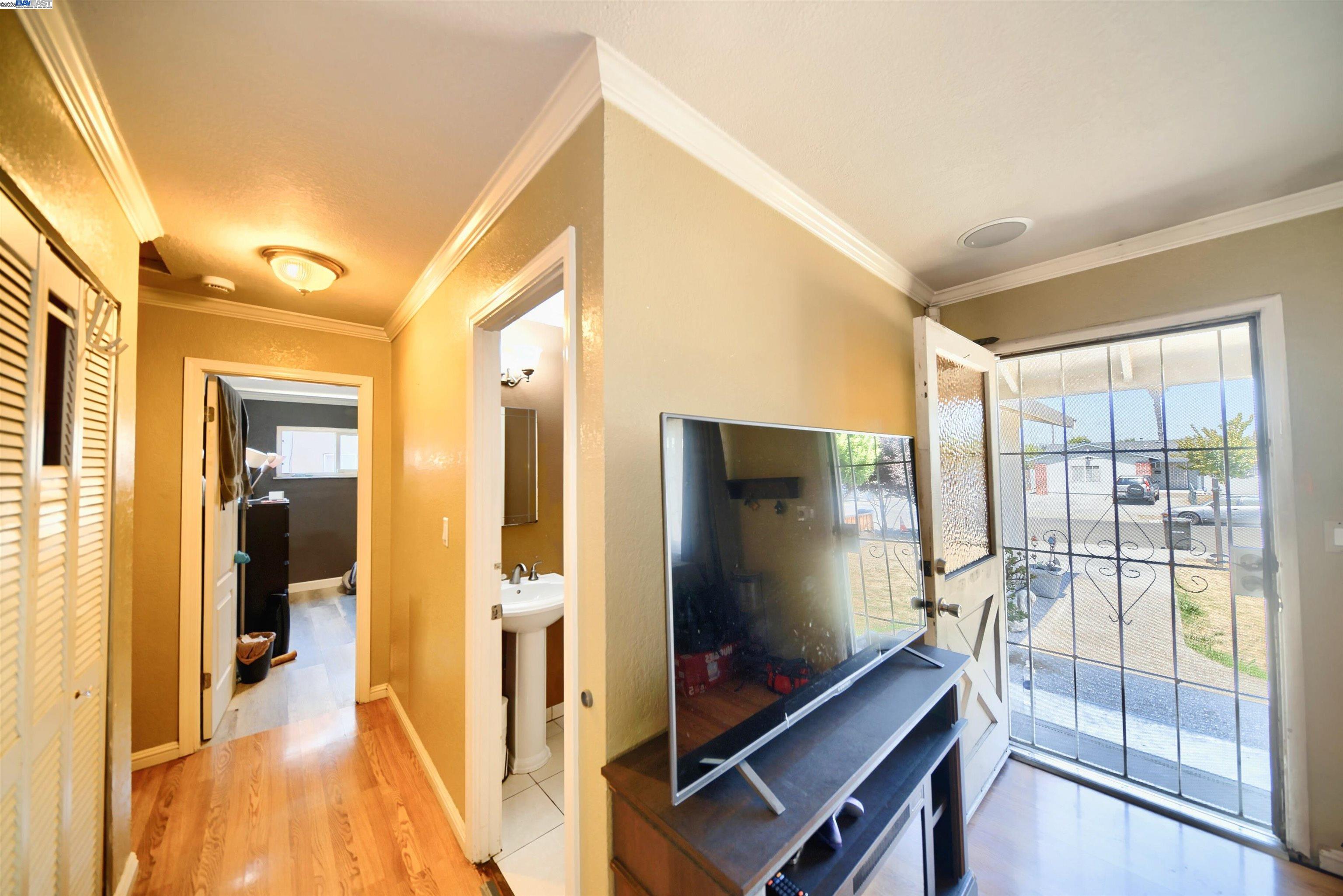 Detail Gallery Image 24 of 26 For 3382 Mount Wilson Dr, San Jose,  CA 95127 - 2 Beds | 1 Baths