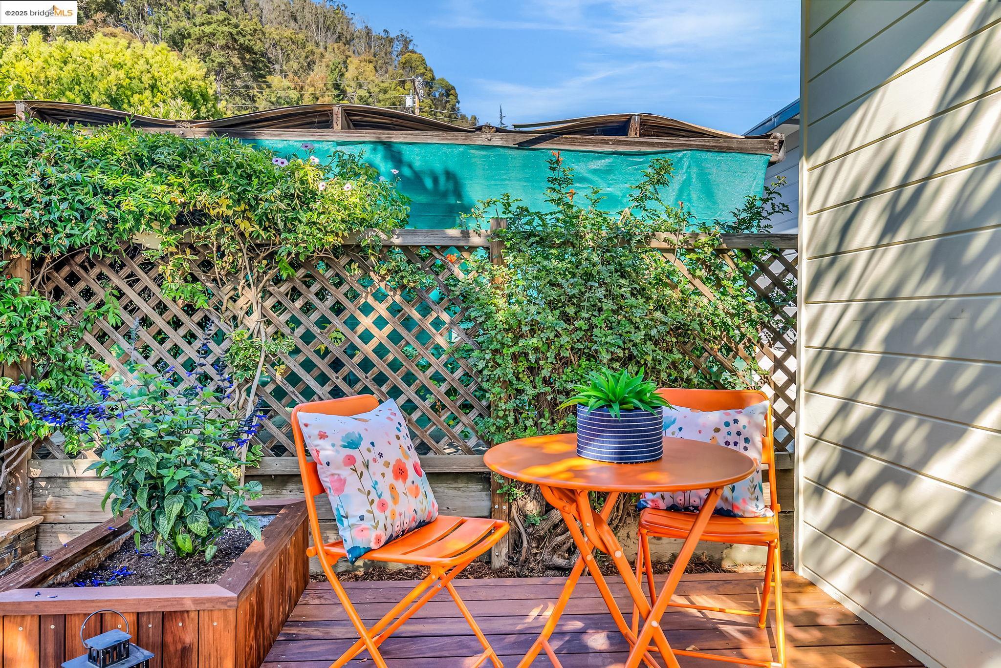 Detail Gallery Image 29 of 42 For 7231 Plank Ave, El Cerrito,  CA 94530 - 2 Beds | 1 Baths