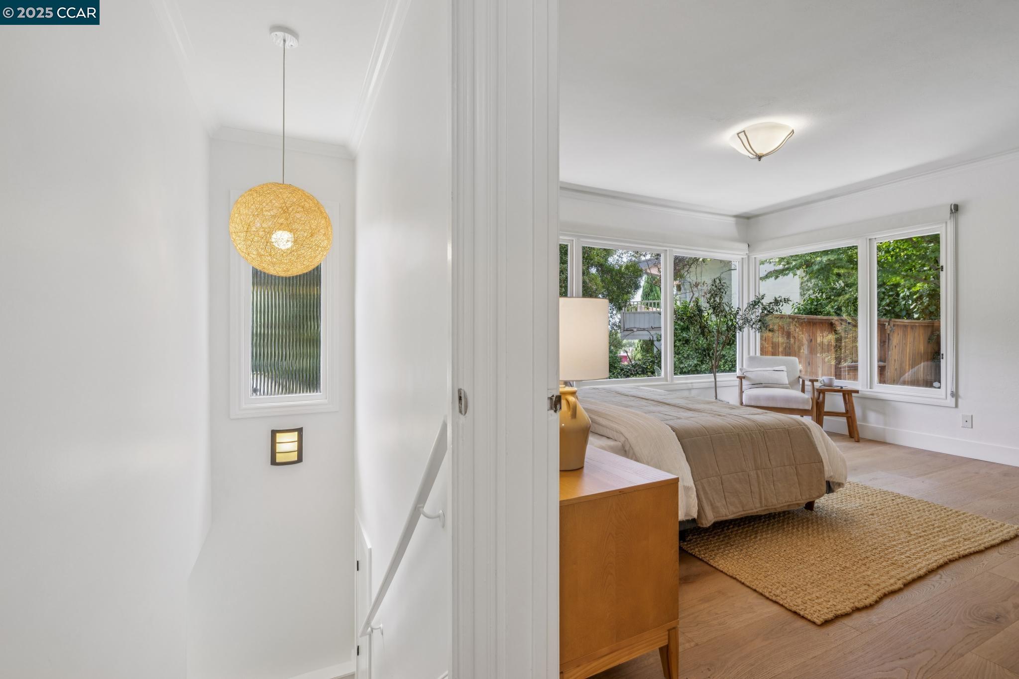 Detail Gallery Image 21 of 50 For 5844 Harbord Dr, Oakland,  CA 94611 - 3 Beds | 2 Baths