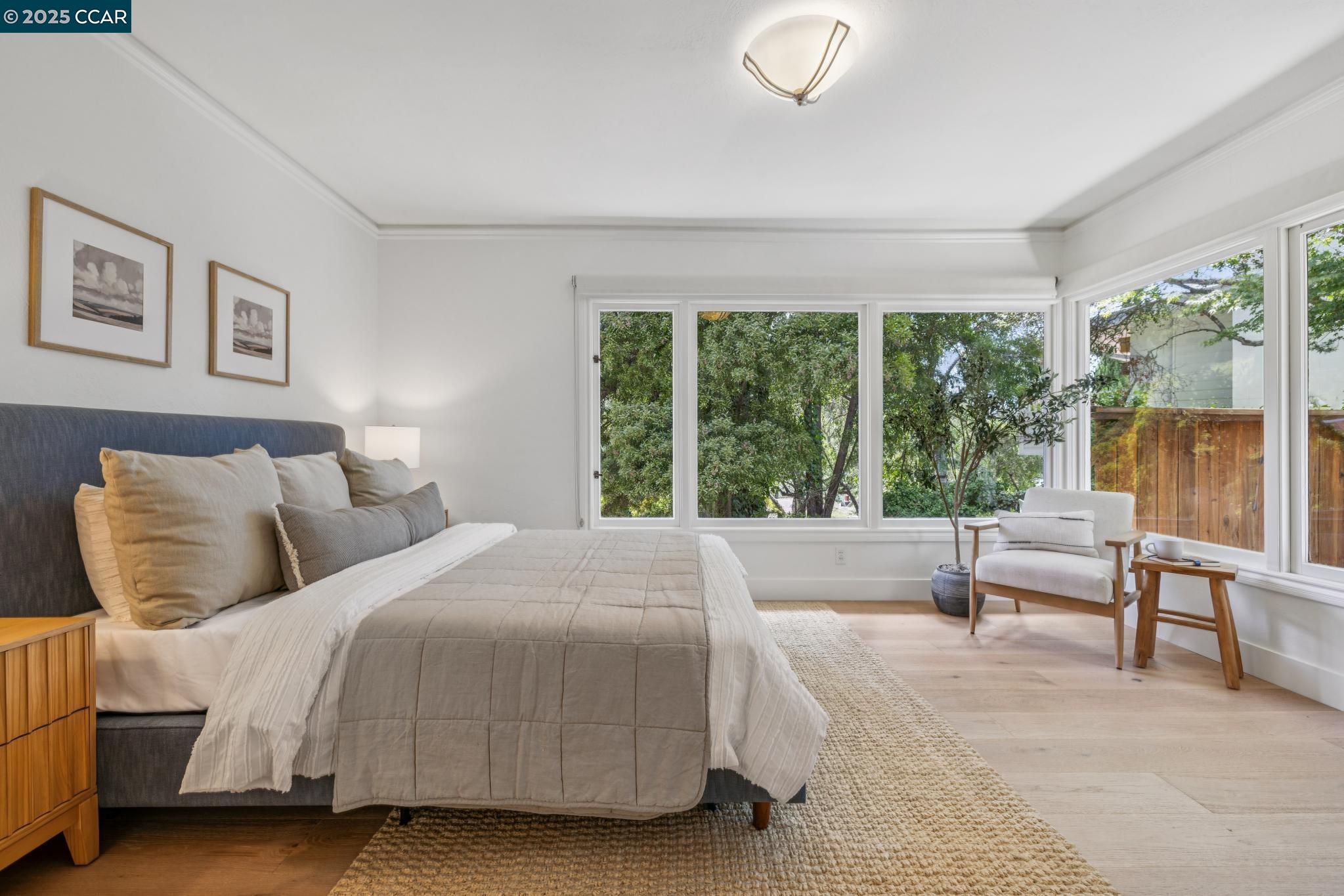 Detail Gallery Image 23 of 50 For 5844 Harbord Dr, Oakland,  CA 94611 - 3 Beds | 2 Baths