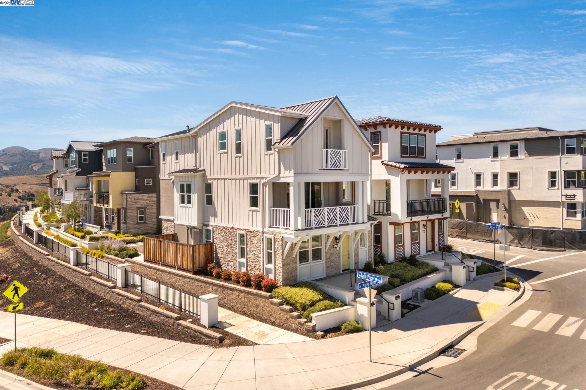 Detail Gallery Image 2 of 56 For 1002 Mary Beth Ter, San Ramon,  CA 94583 - 4 Beds | 3/1 Baths