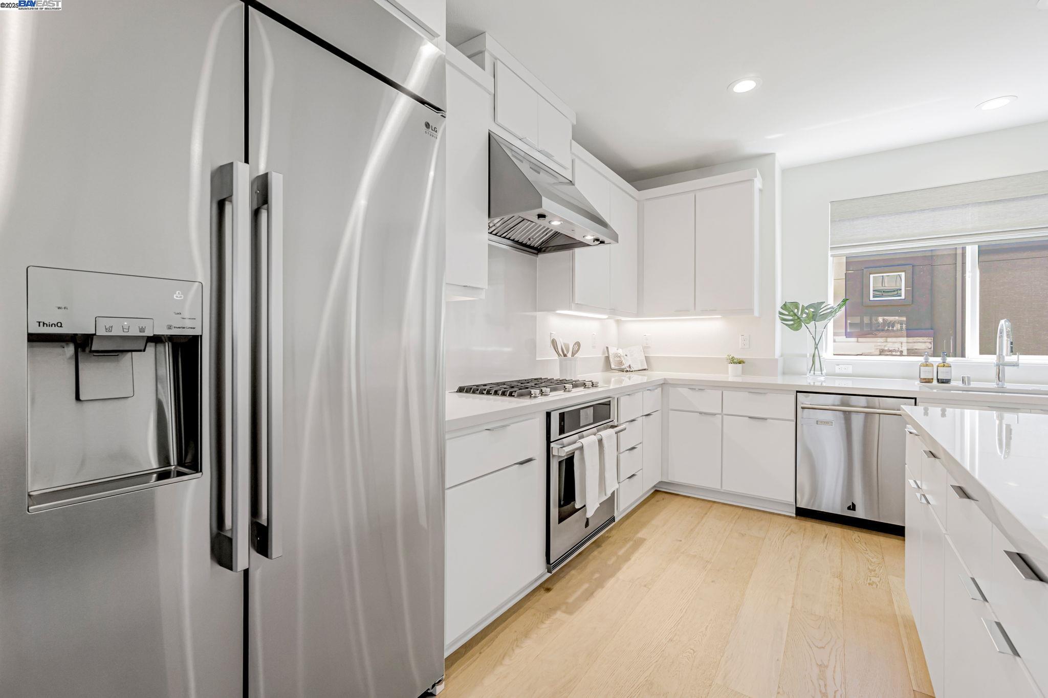 Detail Gallery Image 14 of 52 For 1002 Mary Beth Ter, San Ramon,  CA 94583 - 4 Beds | 3/1 Baths