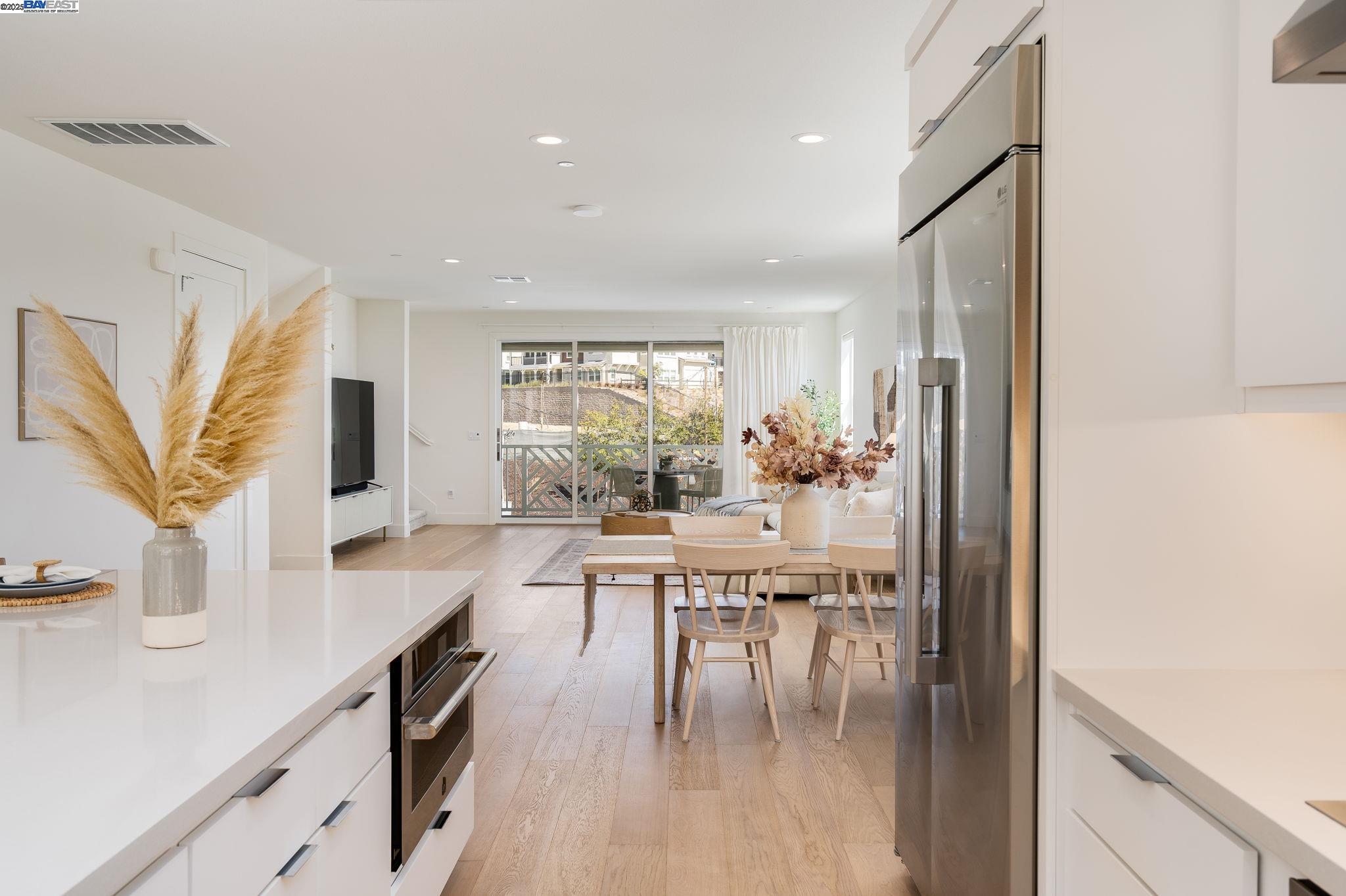 Detail Gallery Image 16 of 56 For 1002 Mary Beth Ter, San Ramon,  CA 94583 - 4 Beds | 3/1 Baths