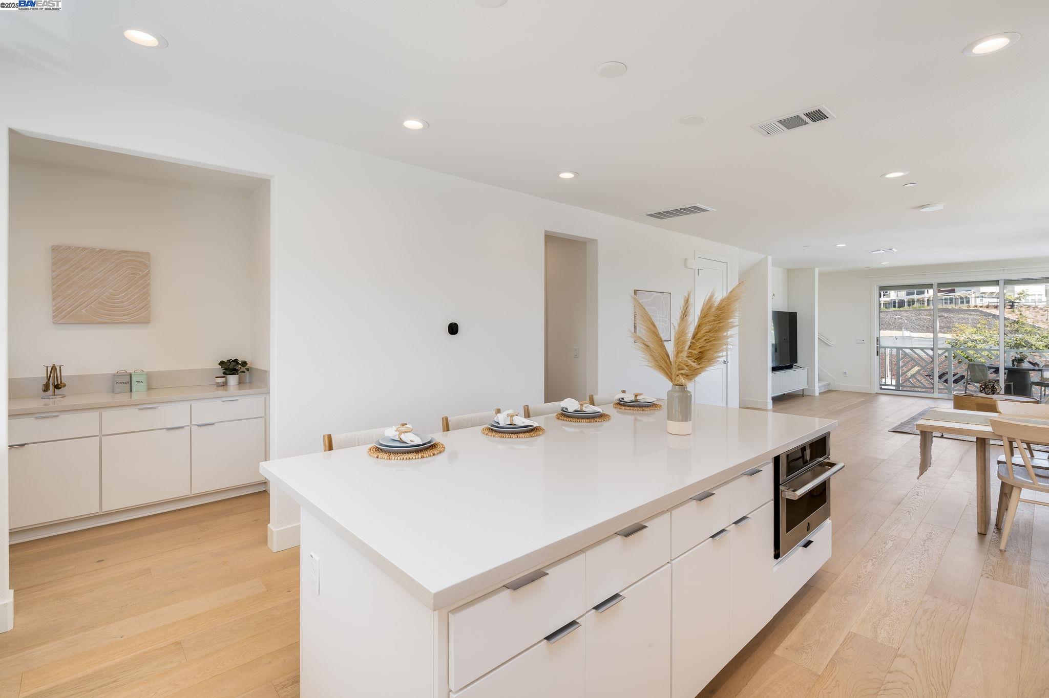 Detail Gallery Image 18 of 56 For 1002 Mary Beth Ter, San Ramon,  CA 94583 - 4 Beds | 3/1 Baths