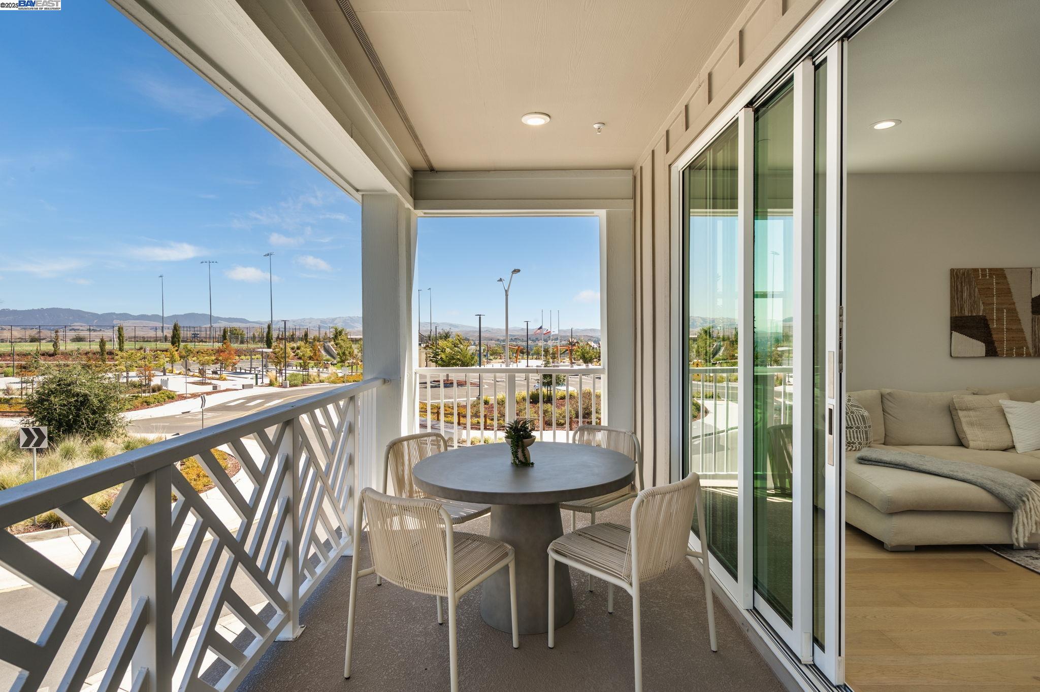Detail Gallery Image 22 of 56 For 1002 Mary Beth Ter, San Ramon,  CA 94583 - 4 Beds | 3/1 Baths