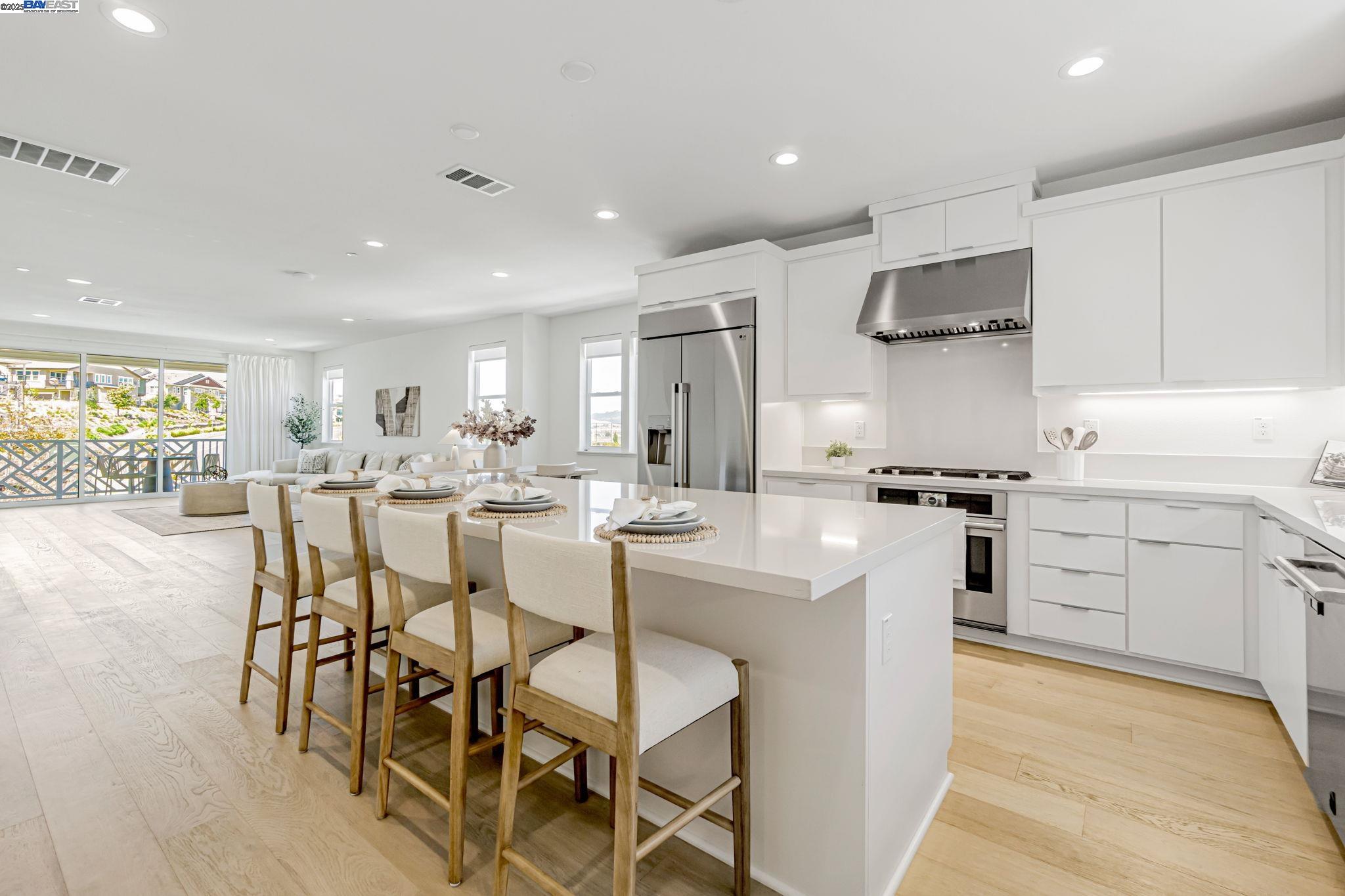 Detail Gallery Image 10 of 52 For 1002 Mary Beth Ter, San Ramon,  CA 94583 - 4 Beds | 3/1 Baths