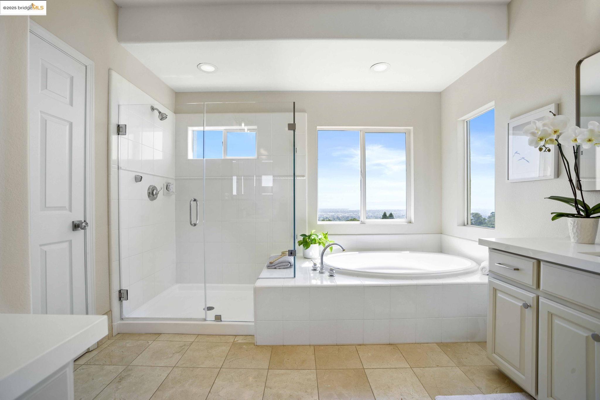 Detail Gallery Image 43 of 60 For 661 via Rialto, Oakland,  CA 94619 - 4 Beds | 3 Baths