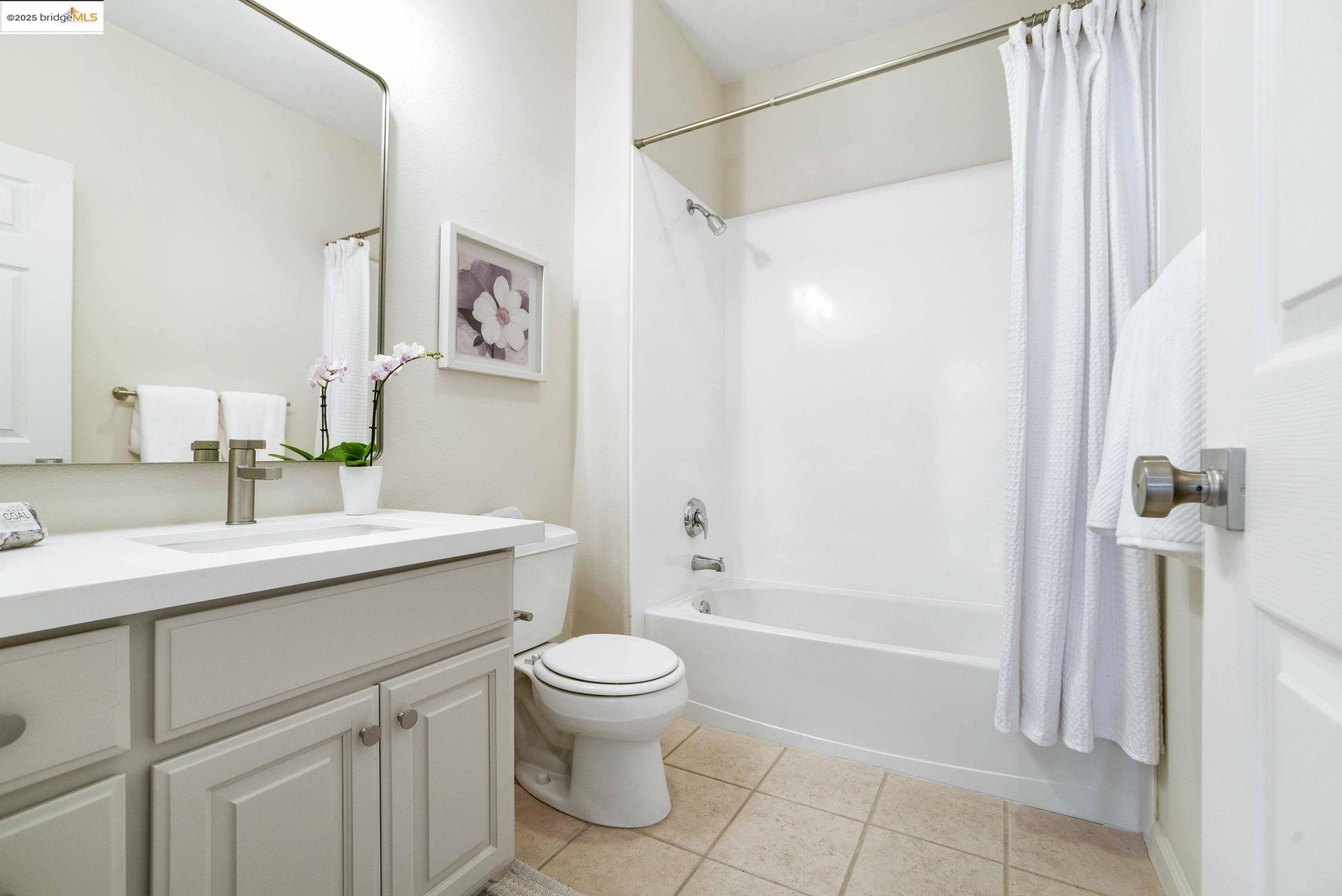 Detail Gallery Image 52 of 60 For 661 via Rialto, Oakland,  CA 94619 - 4 Beds | 3 Baths