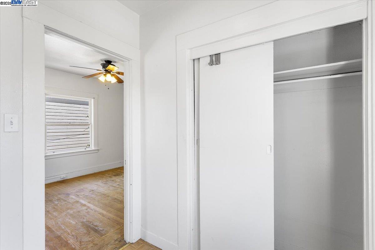 Detail Gallery Image 21 of 44 For 2255 Lincoln Ave., Alameda,  CA 94501 - 2 Beds | 2 Baths