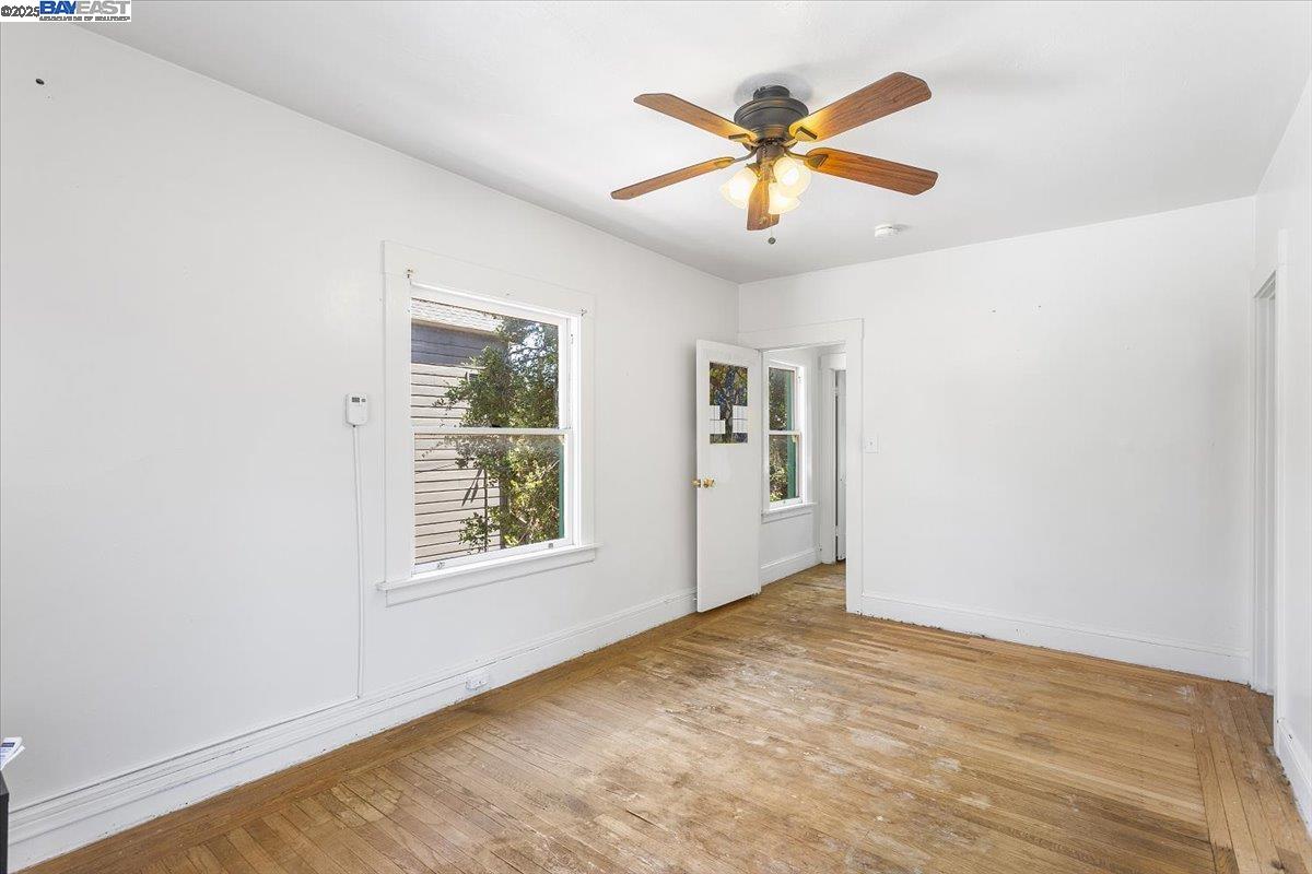 Detail Gallery Image 22 of 44 For 2255 Lincoln Ave., Alameda,  CA 94501 - 2 Beds | 2 Baths