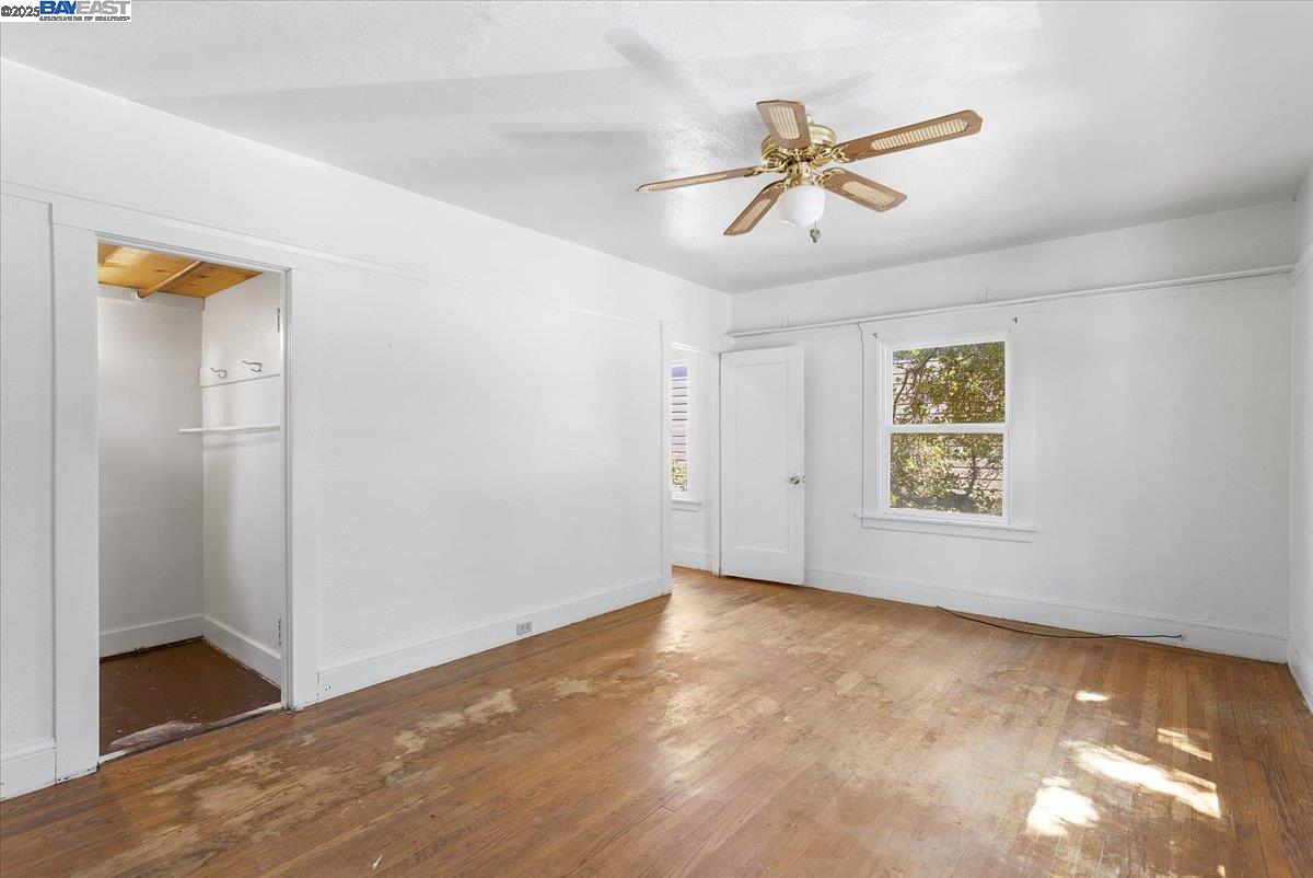 Detail Gallery Image 27 of 44 For 2255 Lincoln Ave., Alameda,  CA 94501 - 2 Beds | 2 Baths