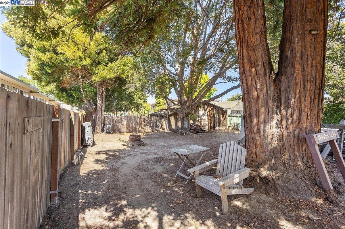 Detail Gallery Image 34 of 44 For 2255 Lincoln Ave., Alameda,  CA 94501 - 2 Beds | 2 Baths