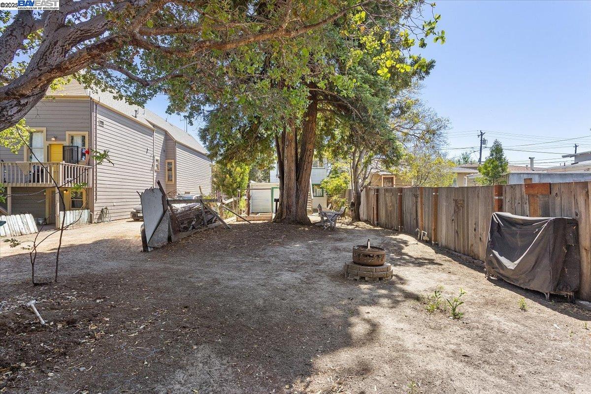Detail Gallery Image 37 of 44 For 2255 Lincoln Ave., Alameda,  CA 94501 - 2 Beds | 2 Baths