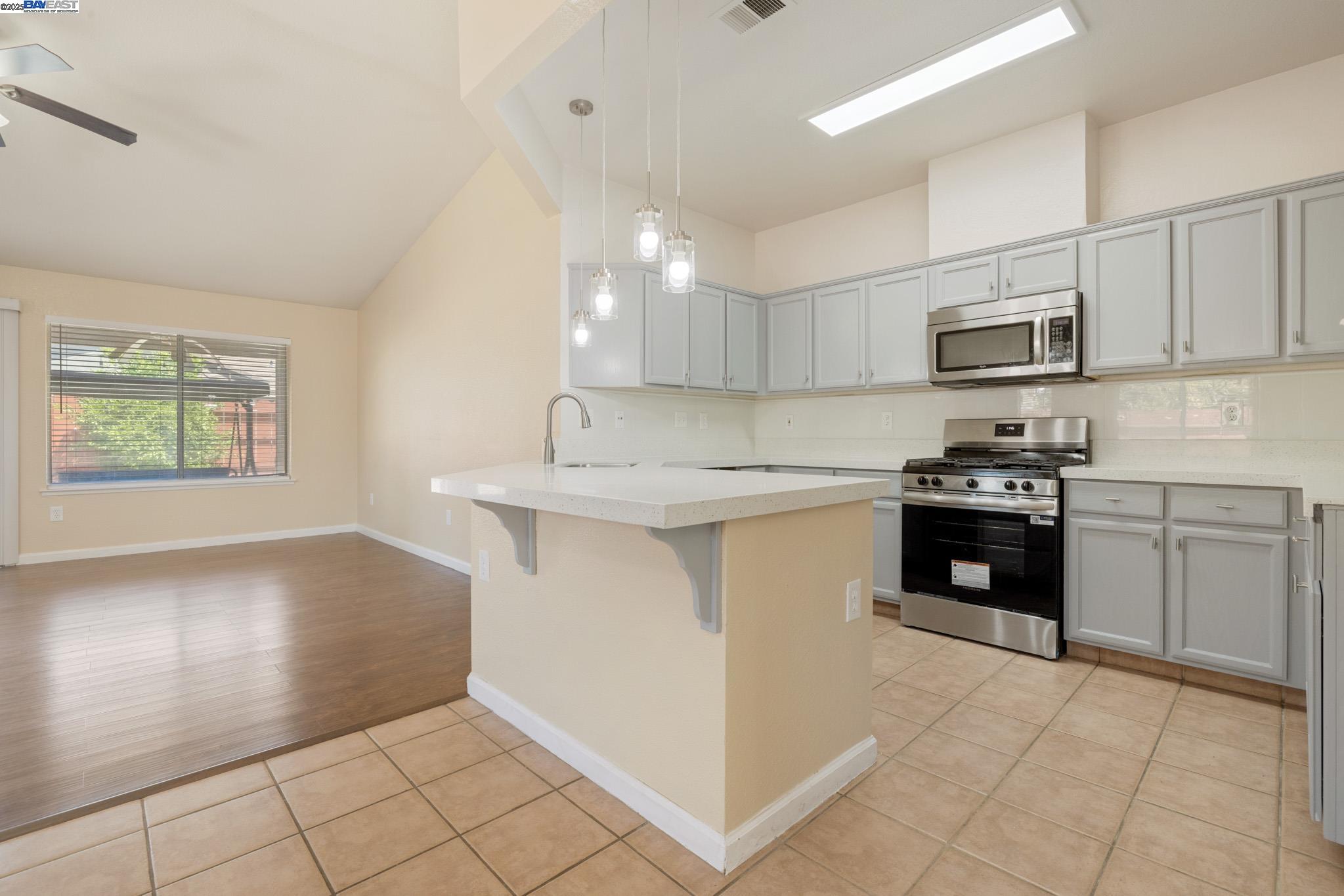 Detail Gallery Image 14 of 43 For 1173 Woodland Dr, Turlock,  CA 95382 - 4 Beds | 2 Baths