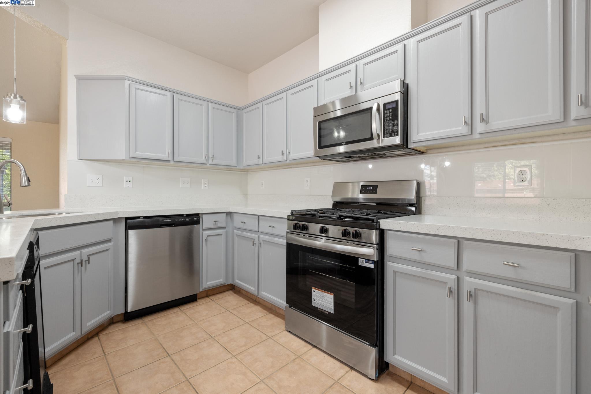 Detail Gallery Image 15 of 43 For 1173 Woodland Dr, Turlock,  CA 95382 - 4 Beds | 2 Baths
