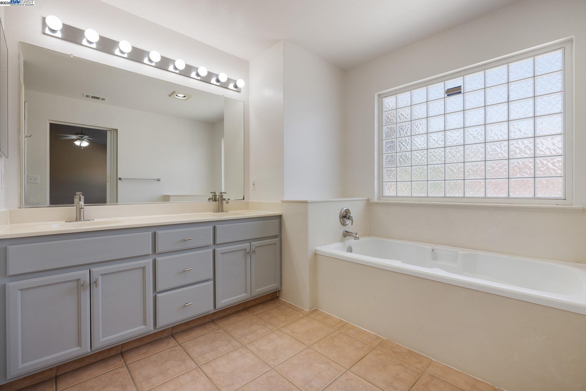 Detail Gallery Image 35 of 43 For 1173 Woodland Dr, Turlock,  CA 95382 - 4 Beds | 2 Baths