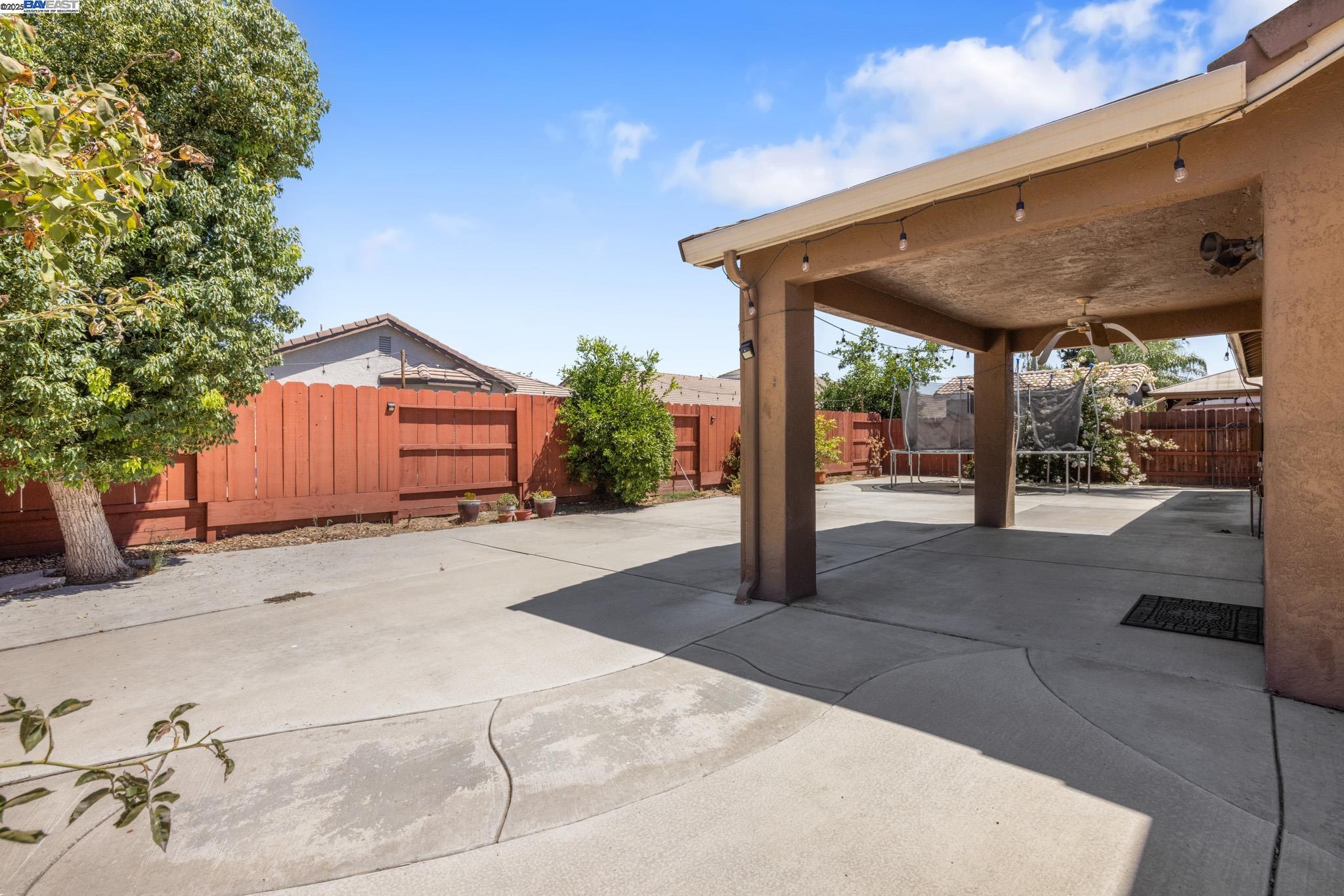 Detail Gallery Image 39 of 43 For 1173 Woodland Dr, Turlock,  CA 95382 - 4 Beds | 2 Baths
