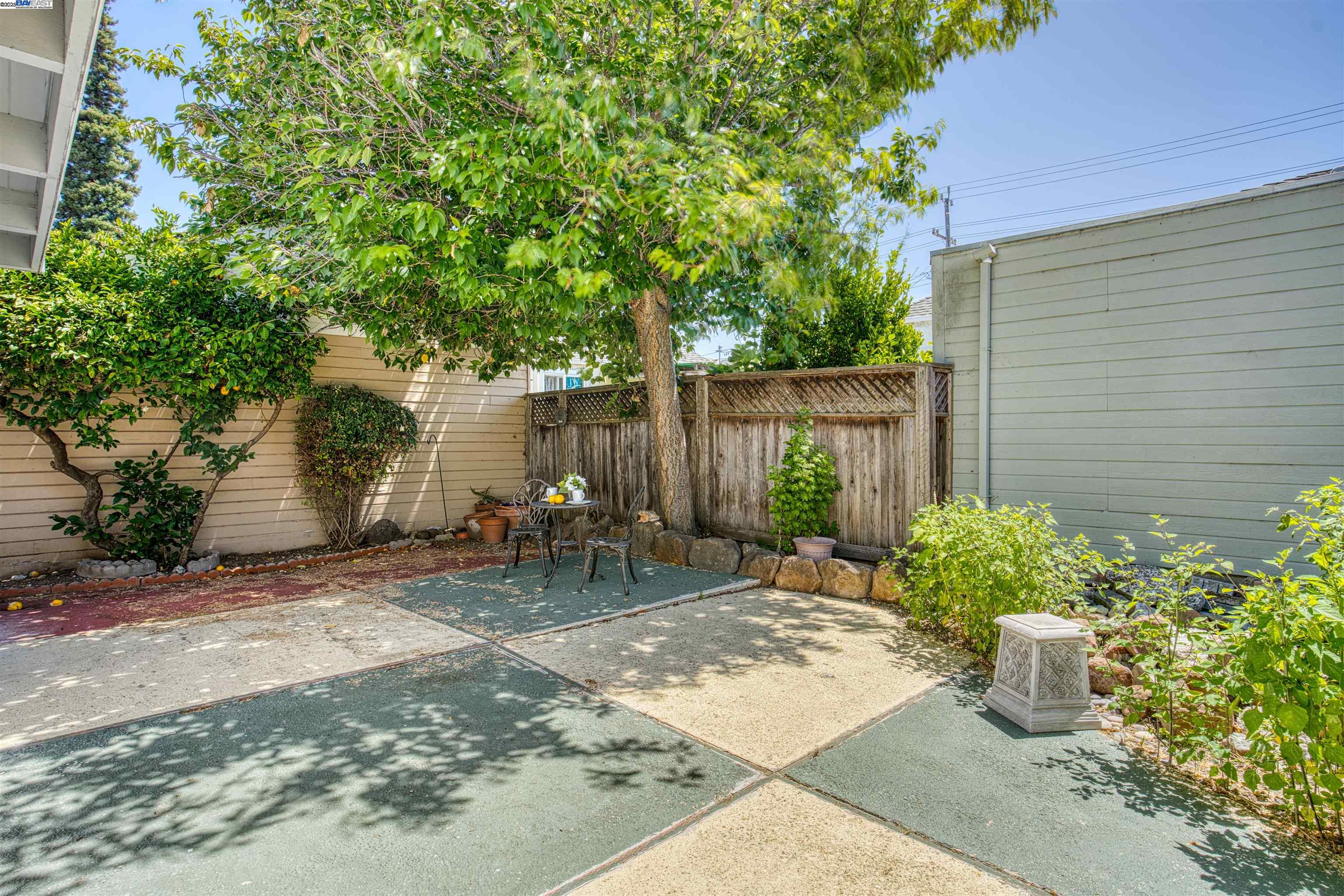 Detail Gallery Image 36 of 56 For 337 Farrelly Dr, San Leandro,  CA 94577 - 4 Beds | 4 Baths
