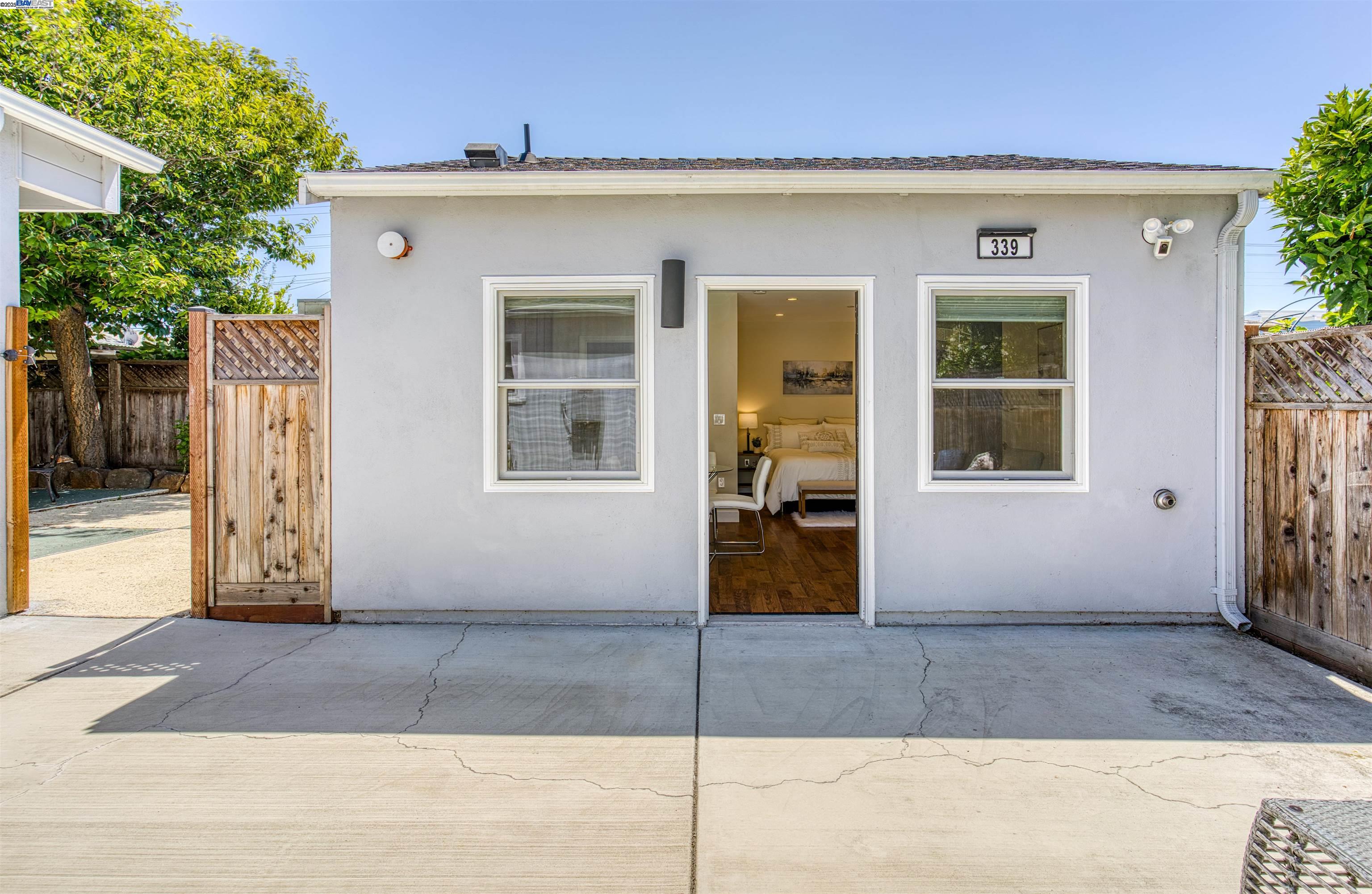 Detail Gallery Image 40 of 56 For 337 Farrelly Dr, San Leandro,  CA 94577 - 4 Beds | 4 Baths
