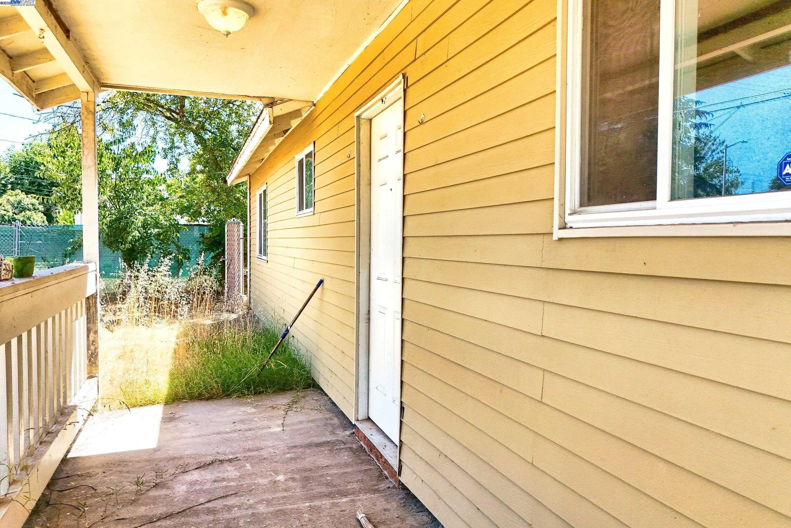 Detail Gallery Image 38 of 47 For 1830 South Ave, Sacramento,  CA 95838 - 2 Beds | 1 Baths