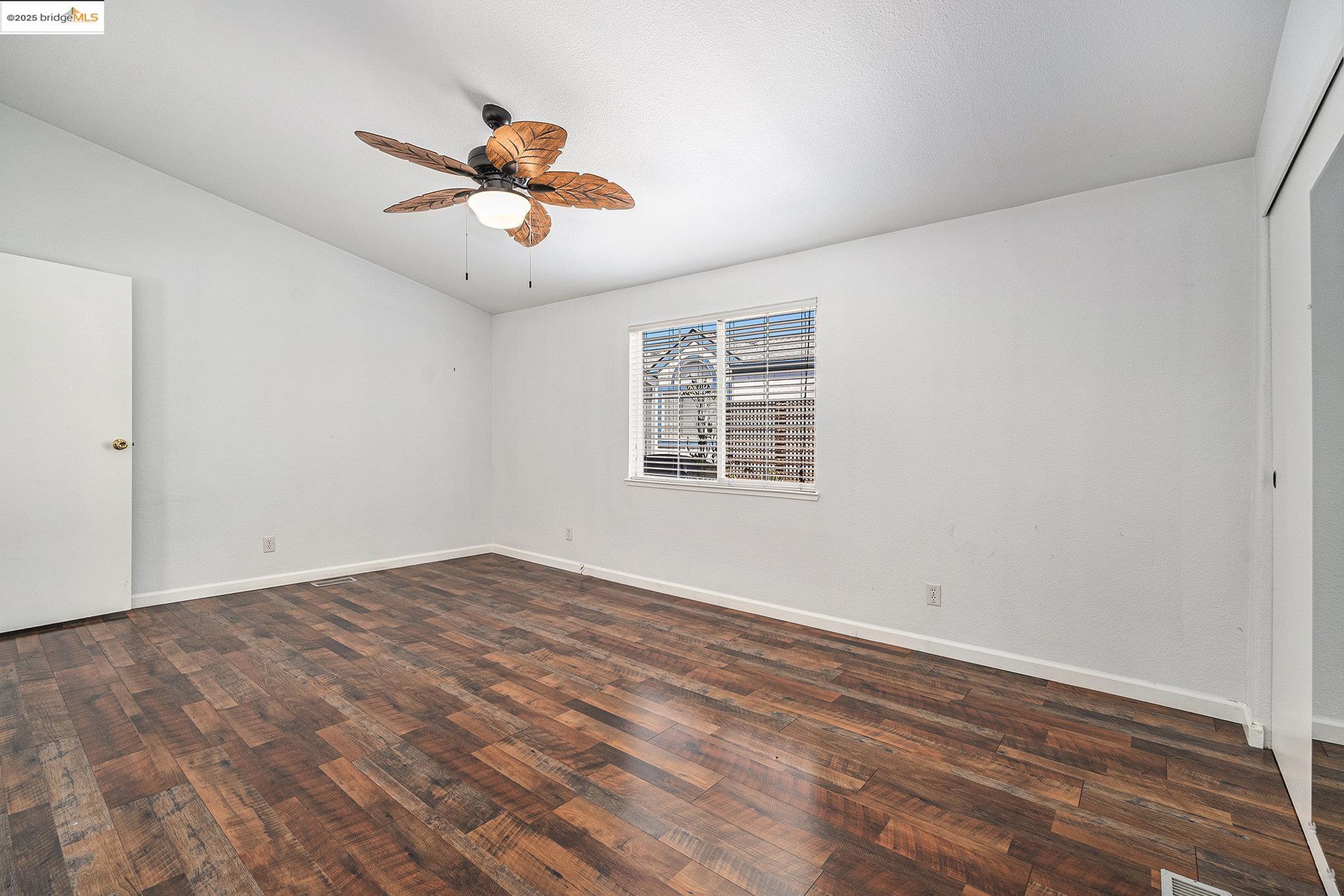 Detail Gallery Image 25 of 50 For 1917 Geneva Ln, Antioch,  CA 94509 - 2 Beds | 2 Baths