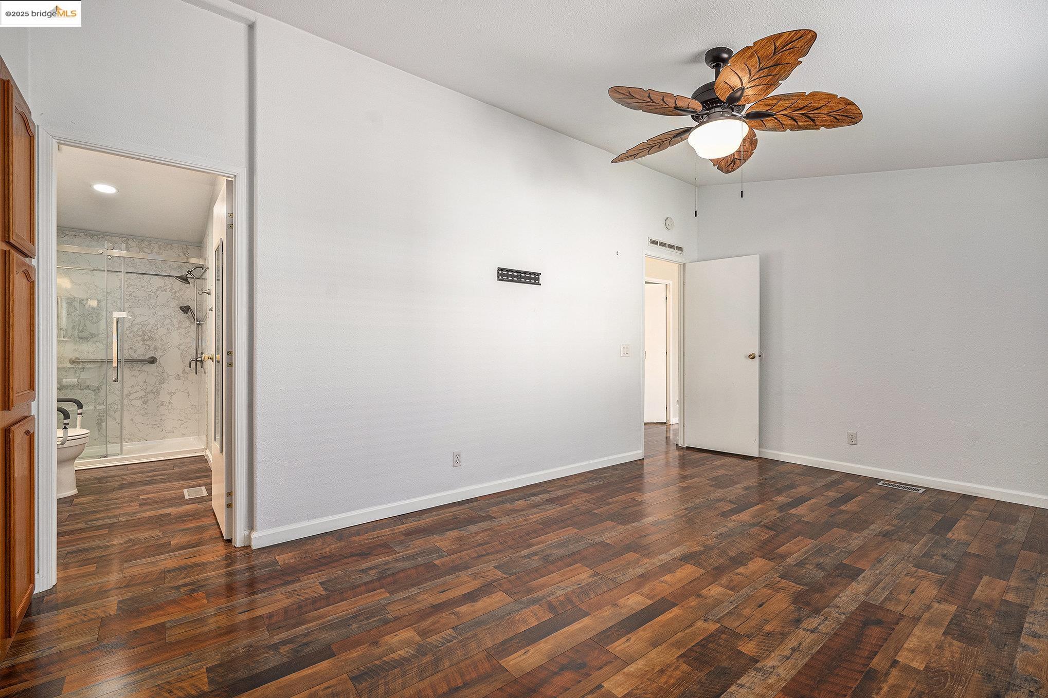 Detail Gallery Image 26 of 50 For 1917 Geneva Ln, Antioch,  CA 94509 - 2 Beds | 2 Baths