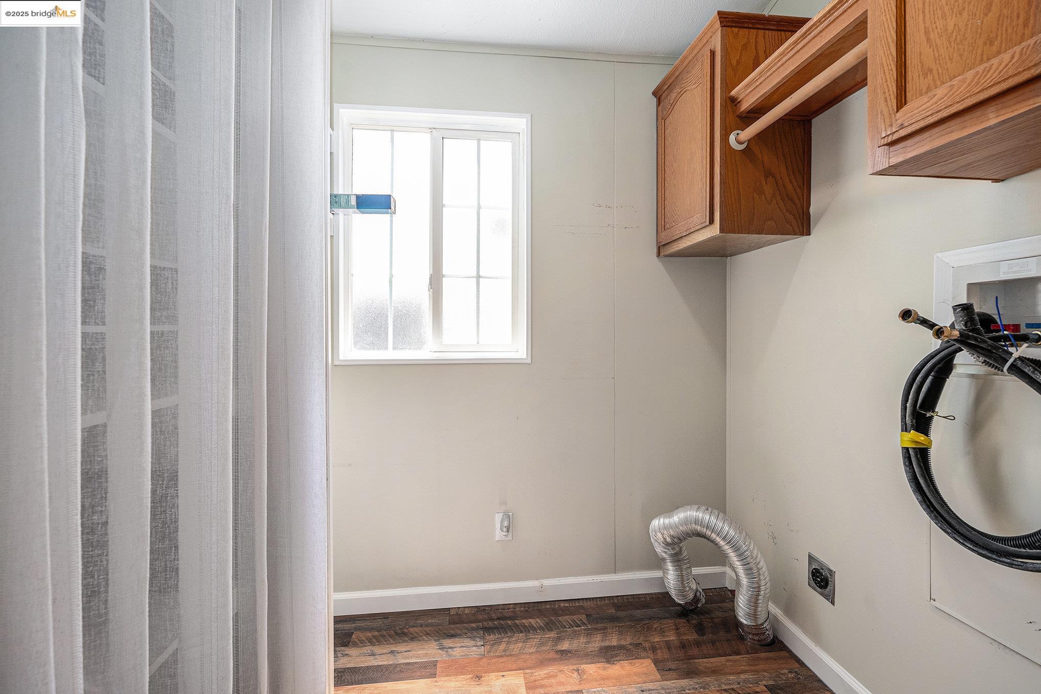 Detail Gallery Image 30 of 50 For 1917 Geneva Ln, Antioch,  CA 94509 - 2 Beds | 2 Baths