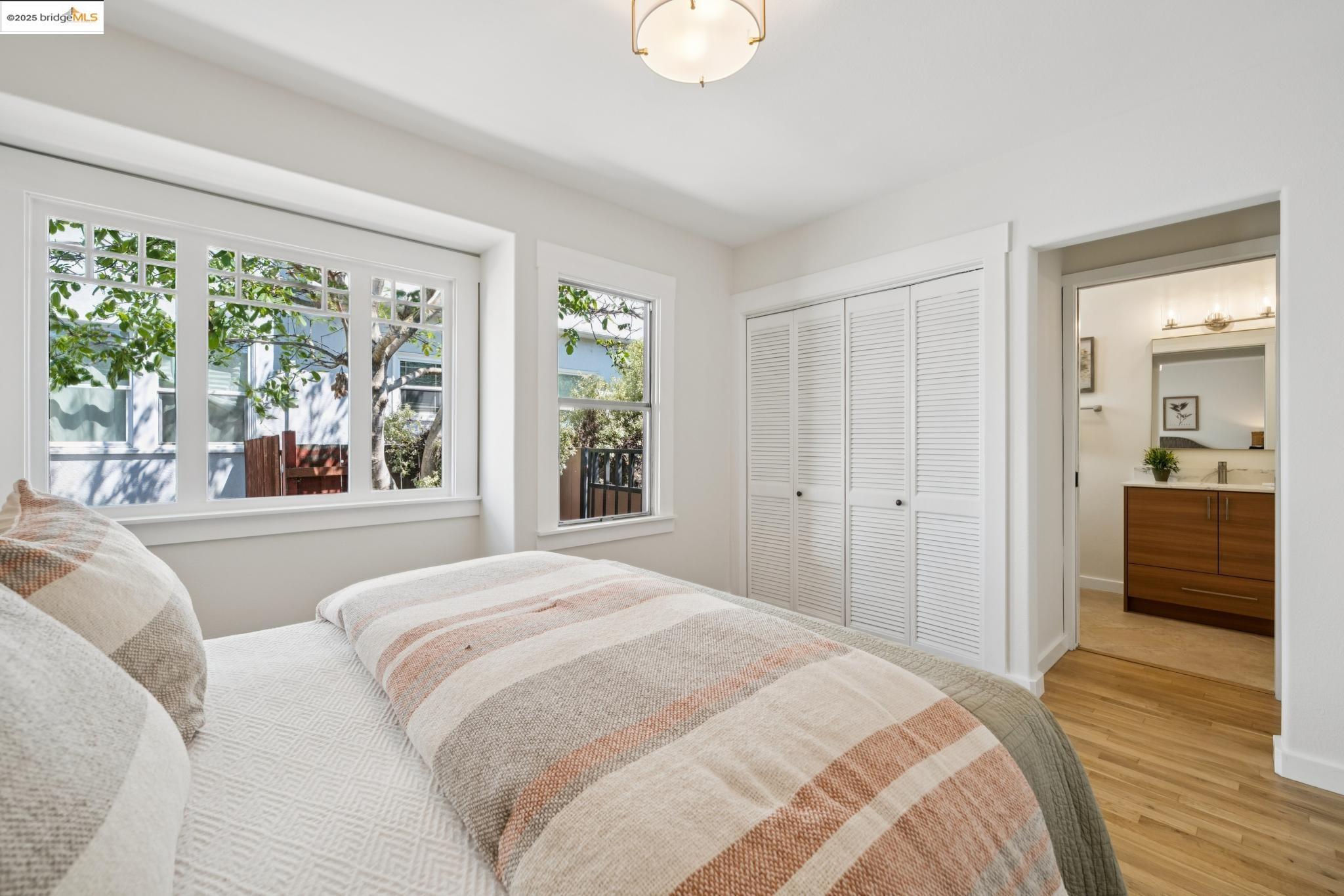 Detail Gallery Image 15 of 60 For 1302 Channing Way, Berkeley,  CA 94702 - 3 Beds | 2 Baths
