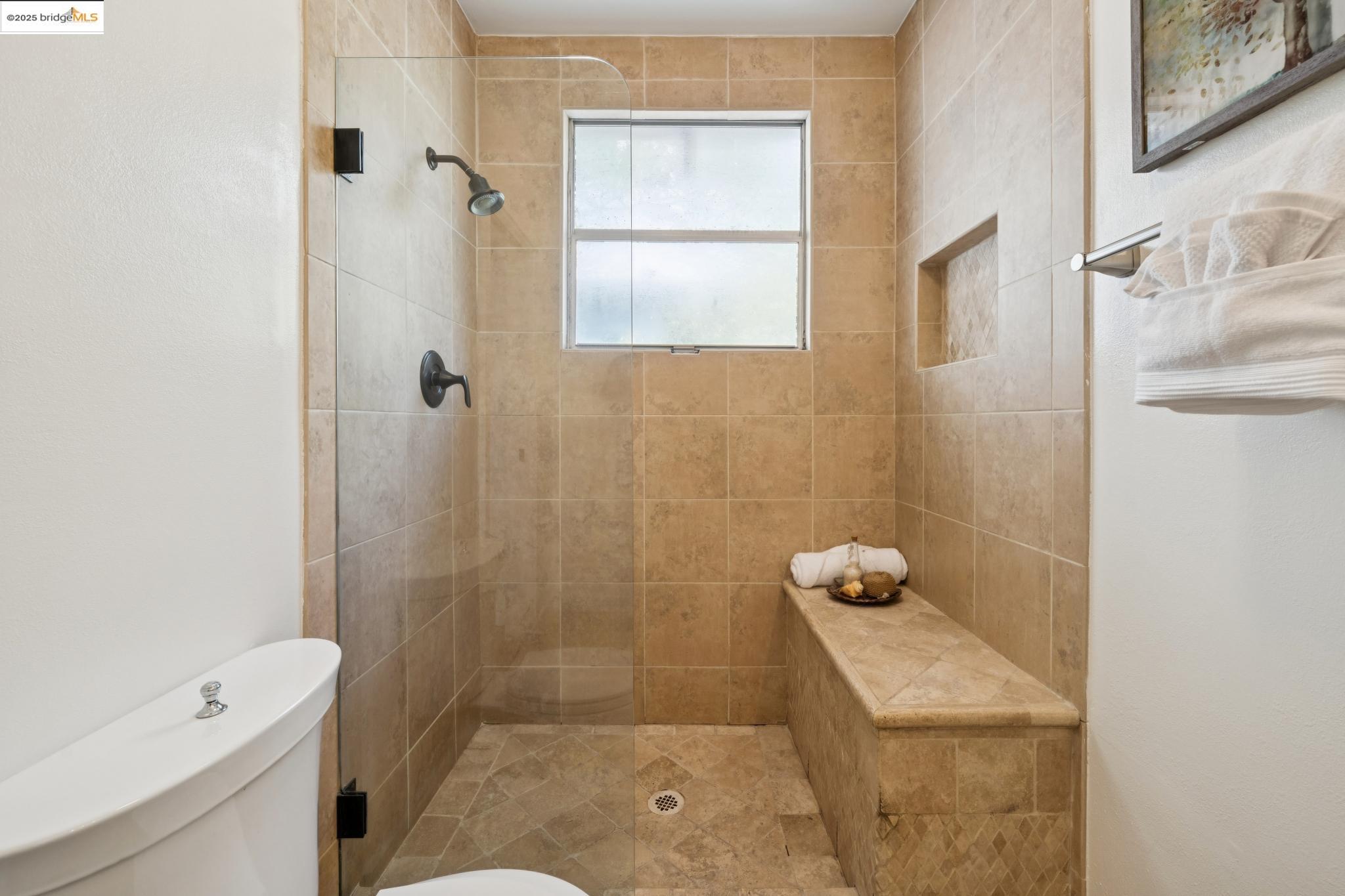 Detail Gallery Image 17 of 60 For 1302 Channing Way, Berkeley,  CA 94702 - 3 Beds | 2 Baths
