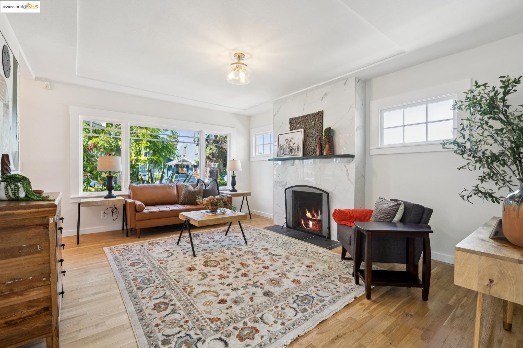 Detail Gallery Image 7 of 60 For 1302 Channing Way, Berkeley,  CA 94702 - 3 Beds | 2 Baths