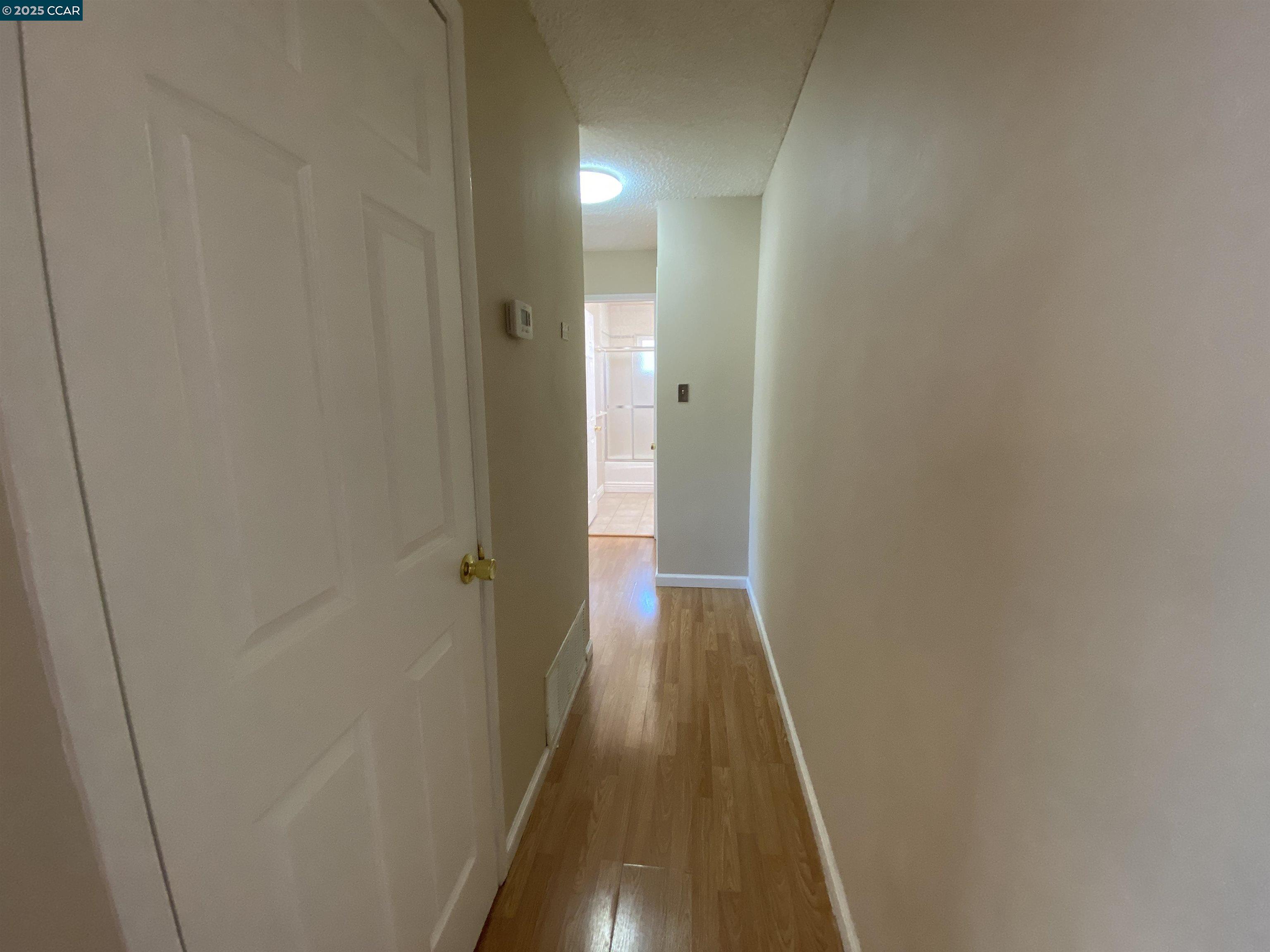 Photo #12: 41107463 Listing: Photo #12