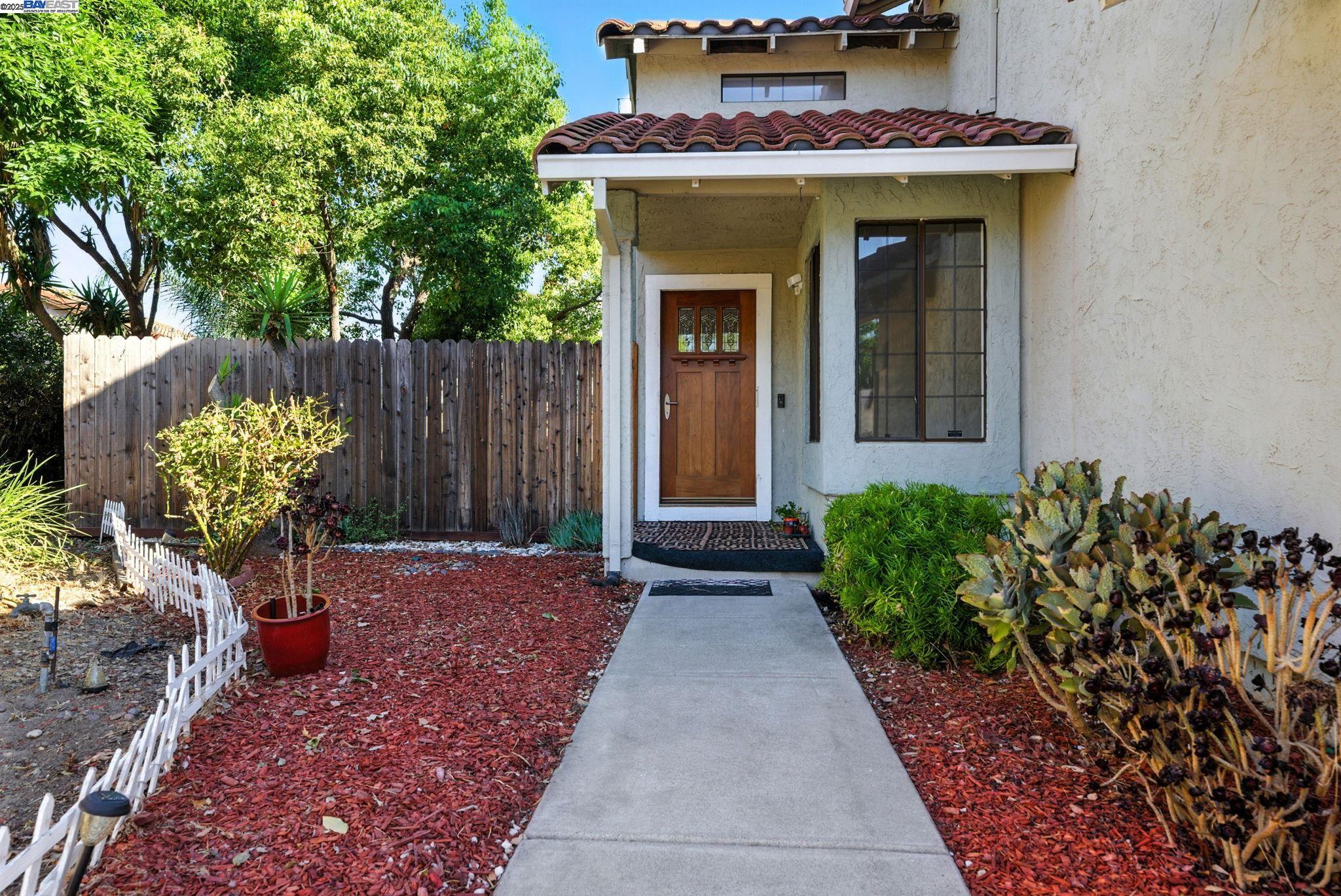 Detail Gallery Image 3 of 58 For 2524 Brazil Ct, Antioch,  CA 94509 - 4 Beds | 3 Baths