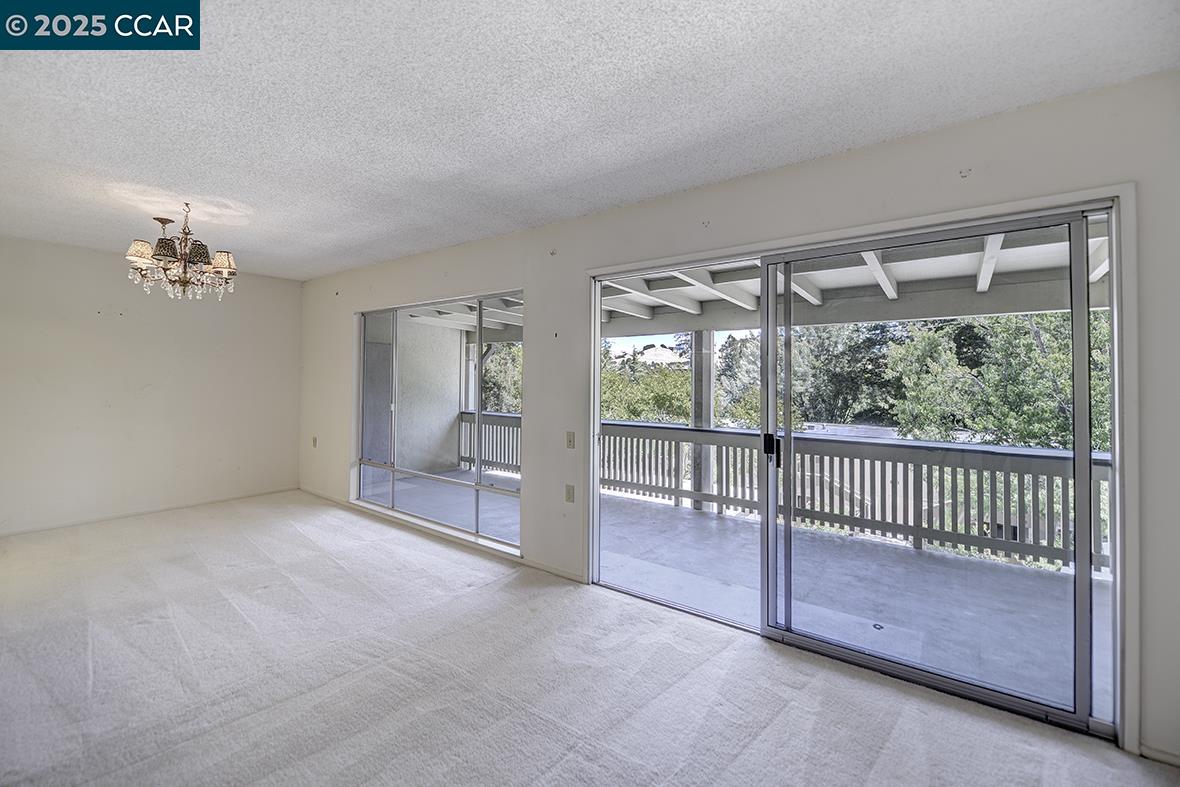 Photo #12: 41107465 Listing: Photo #12