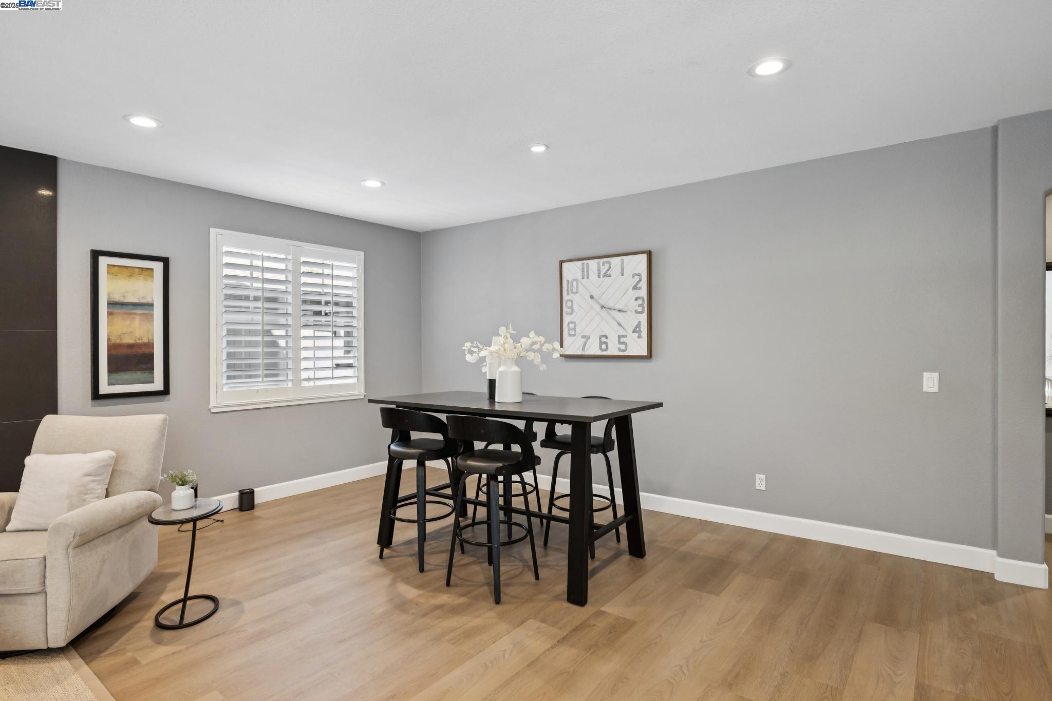 Detail Gallery Image 27 of 60 For 5531 Calico Ln, Pleasanton,  CA 94566 - 5 Beds | 4/1 Baths