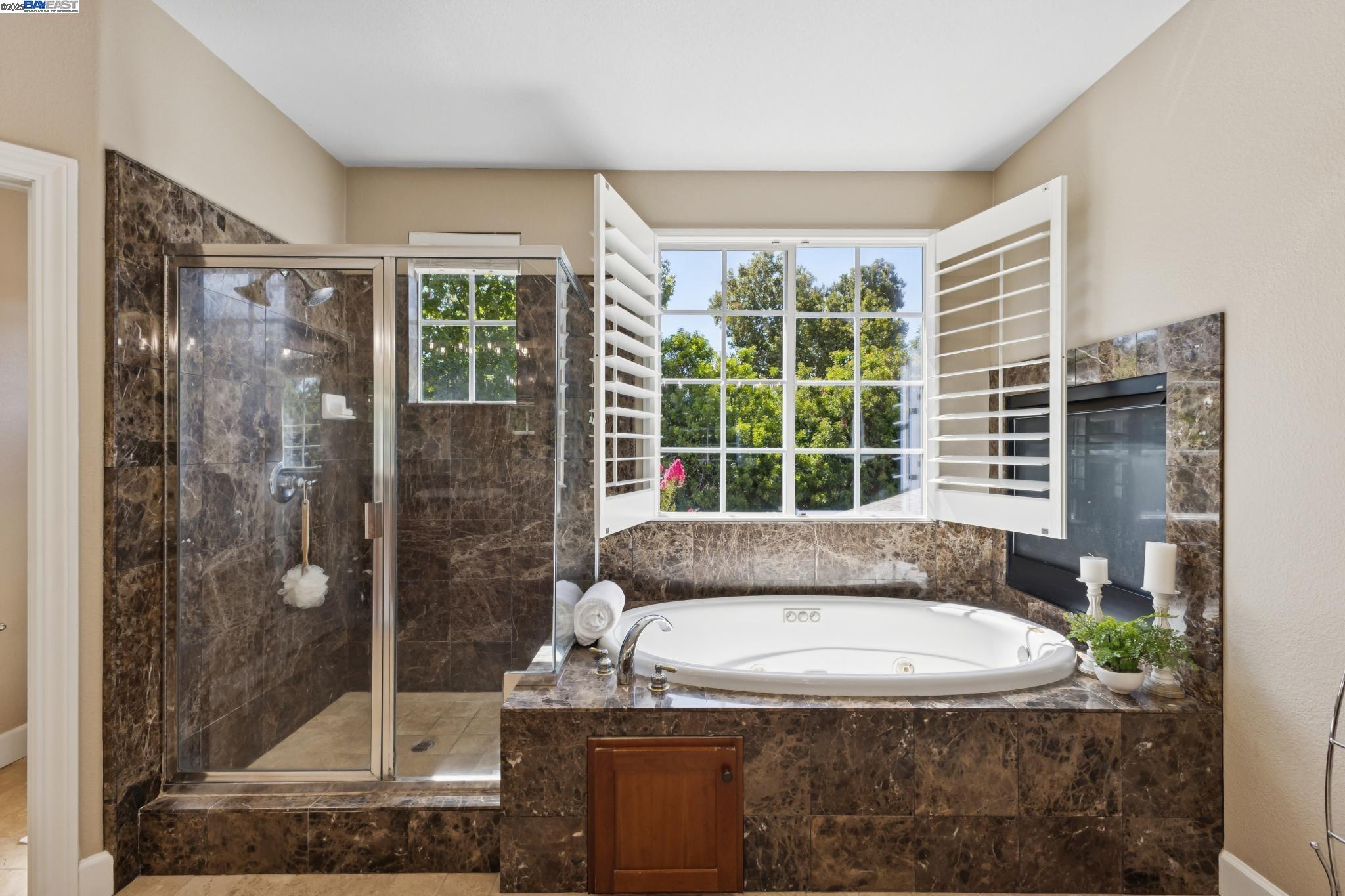 Detail Gallery Image 37 of 60 For 5531 Calico Ln, Pleasanton,  CA 94566 - 5 Beds | 4/1 Baths