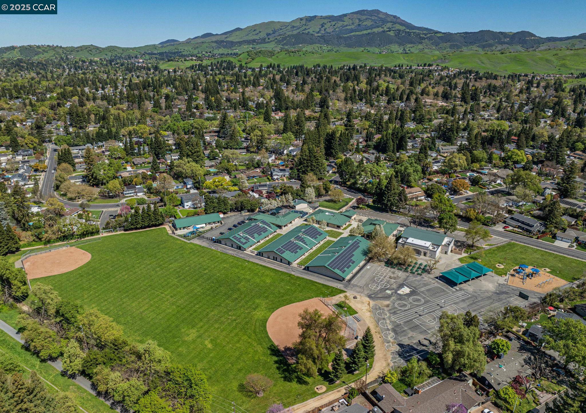 Detail Gallery Image 26 of 27 For 251 Paraiso, Danville,  CA 94526 - 4 Beds | 2 Baths