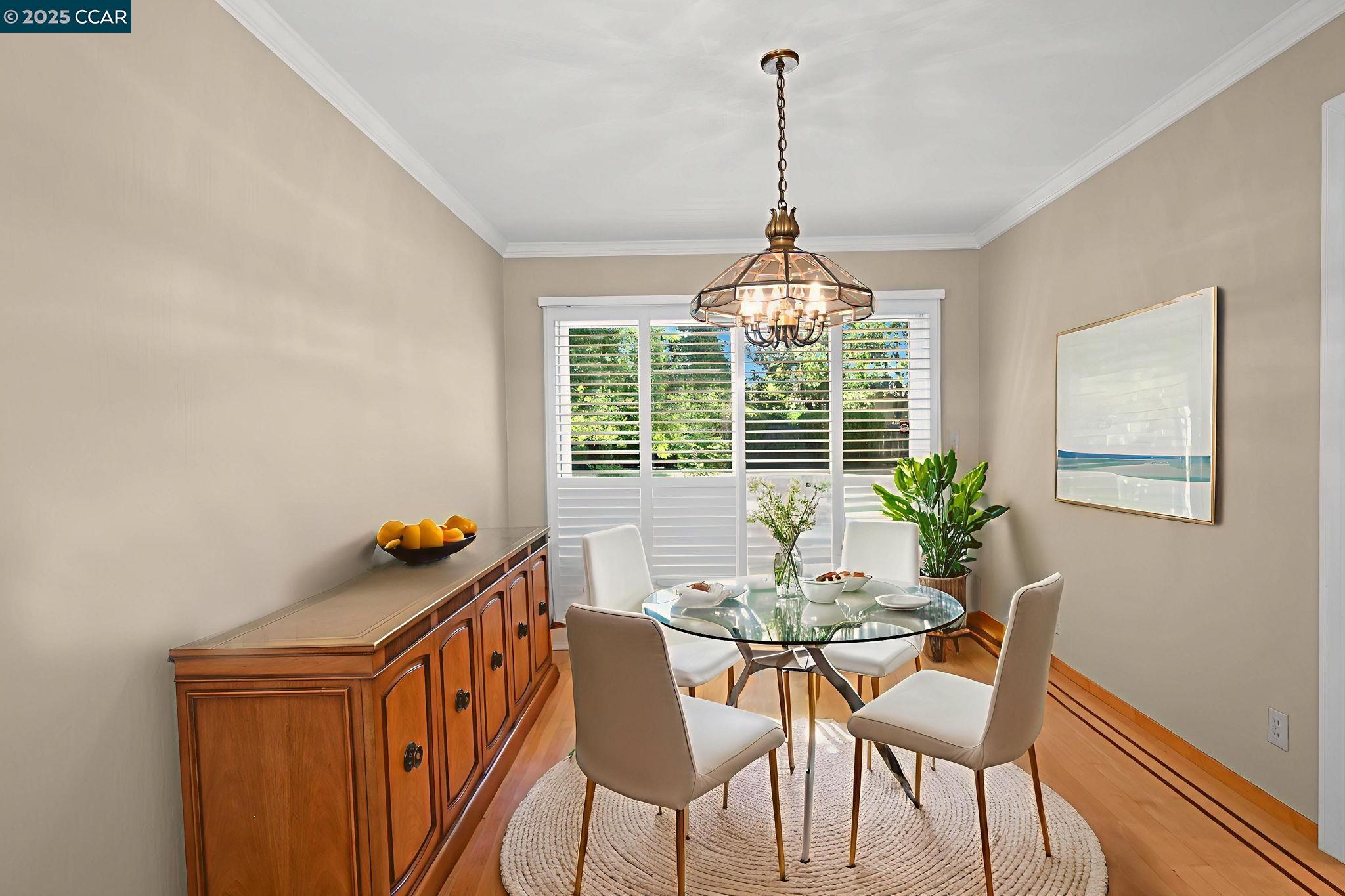 Detail Gallery Image 4 of 27 For 251 Paraiso, Danville,  CA 94526 - 4 Beds | 2 Baths