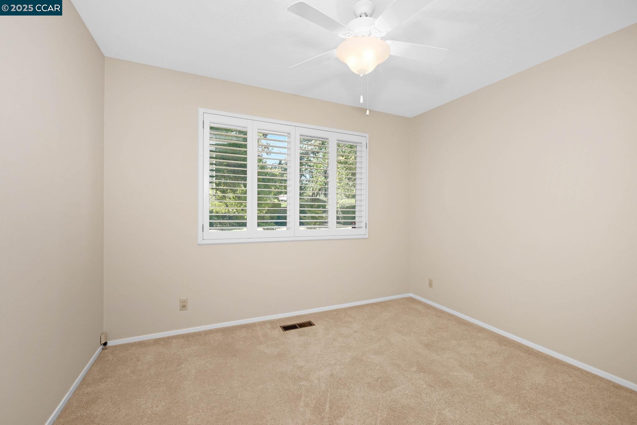 Detail Gallery Image 10 of 27 For 251 Paraiso, Danville,  CA 94526 - 4 Beds | 2 Baths