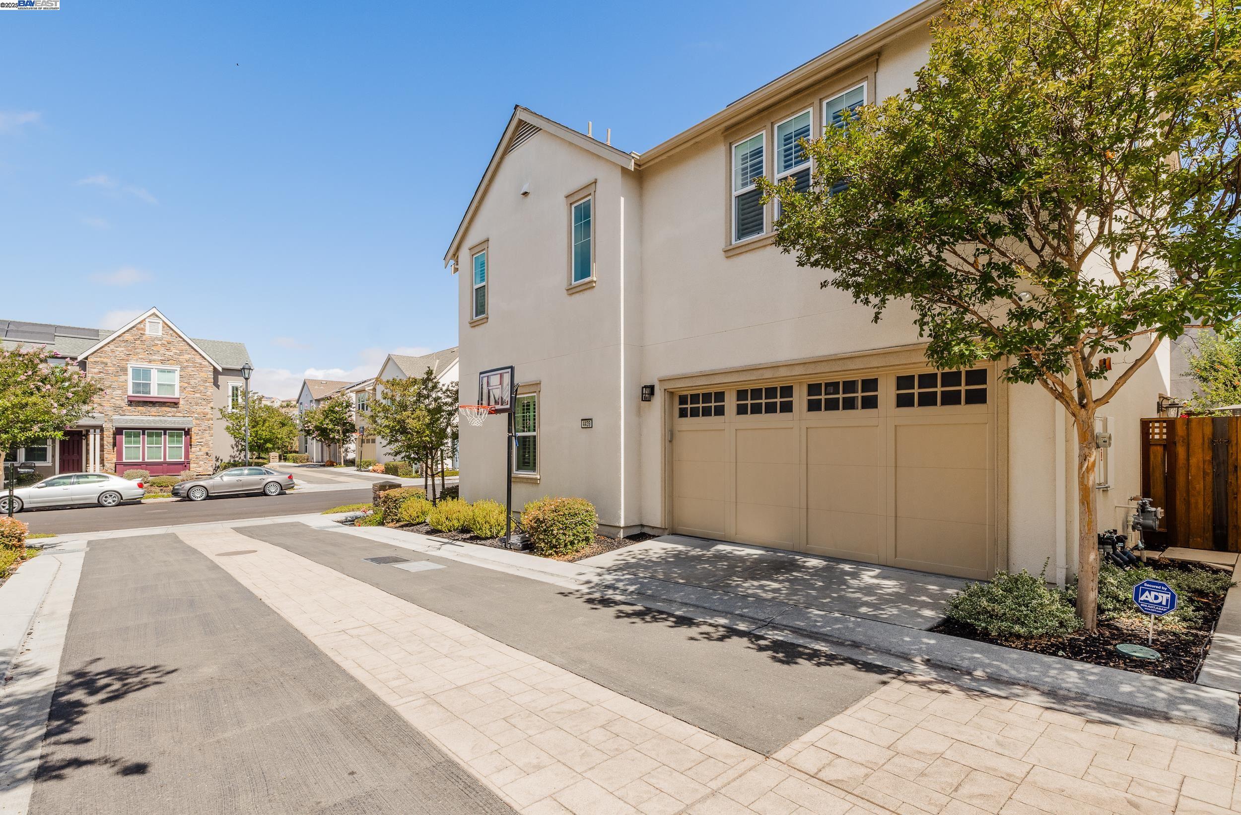 Detail Gallery Image 34 of 34 For 4439 Sunset View Dr, Dublin,  CA 94568 - 4 Beds | 2/1 Baths