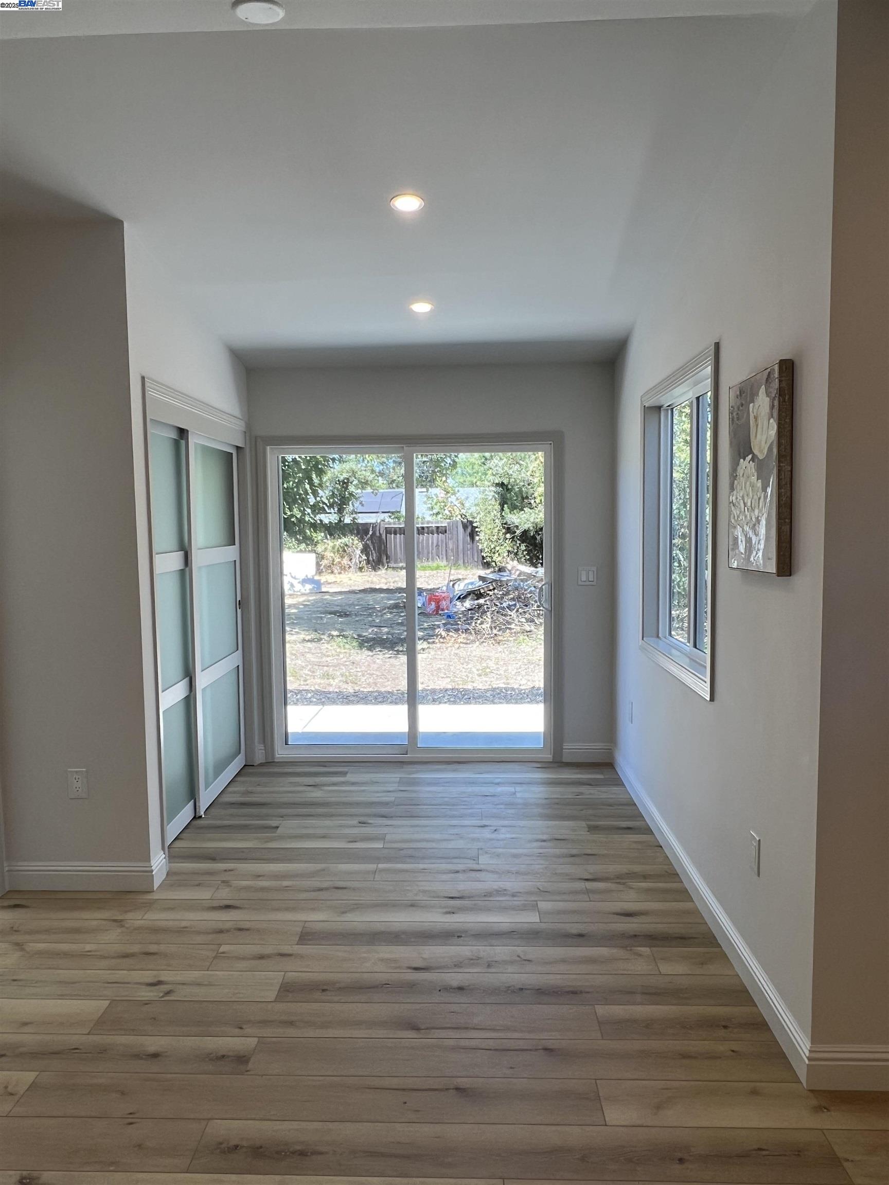 Detail Gallery Image 25 of 37 For 2559 Lynn Ave, Concord,  CA 94520 - 4 Beds | 3 Baths
